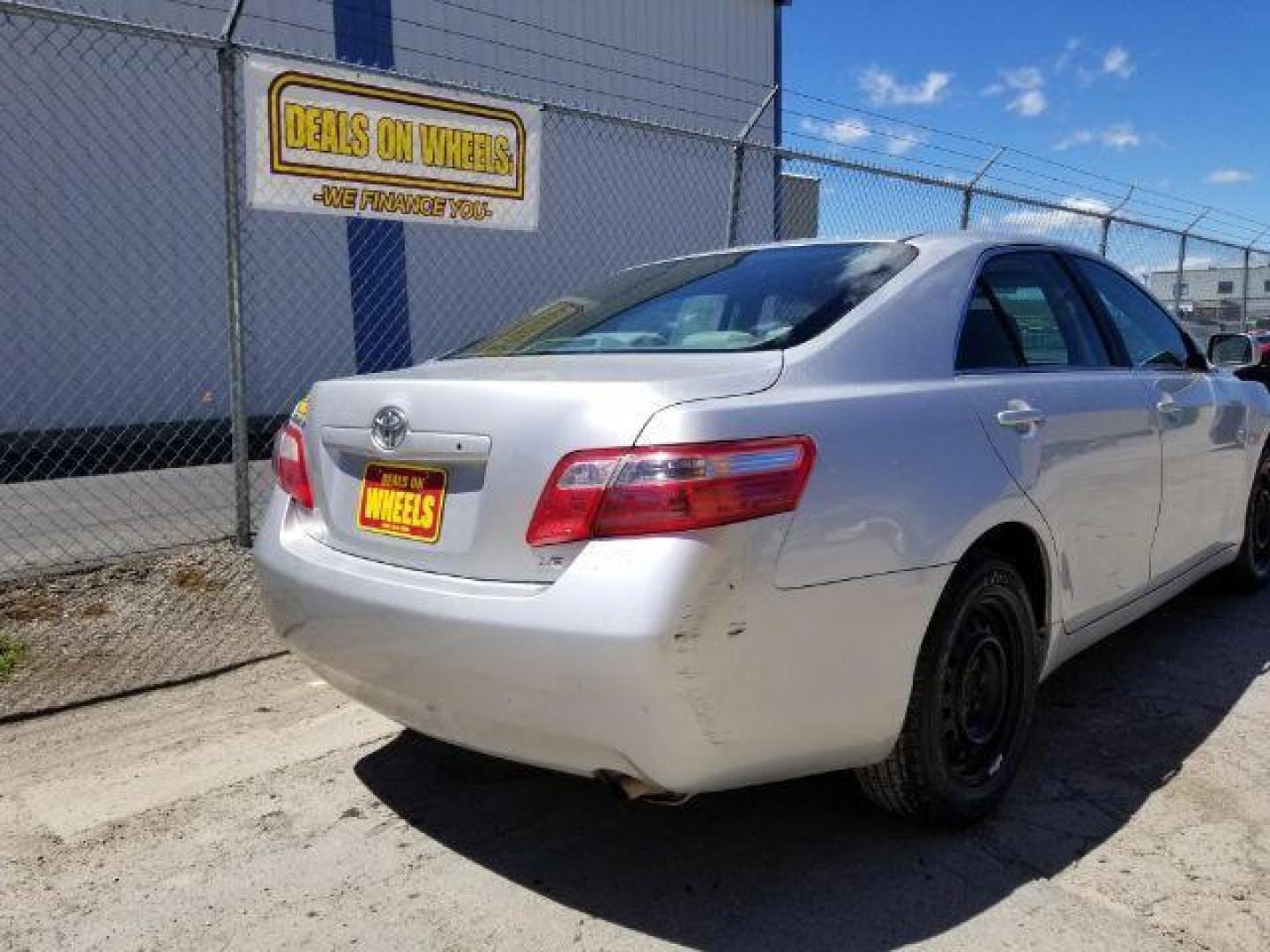 2008 Classic Silver Metal Toyota Camry LE 5-Spd AT (4T1BE46K88U) with an 2.4L L4 DOHC 16V engine, 5-Speed Automatic transmission, located at 1800 West Broadway, Missoula, 59808, (406) 543-1986, 46.881348, -114.023628 - Photo#4