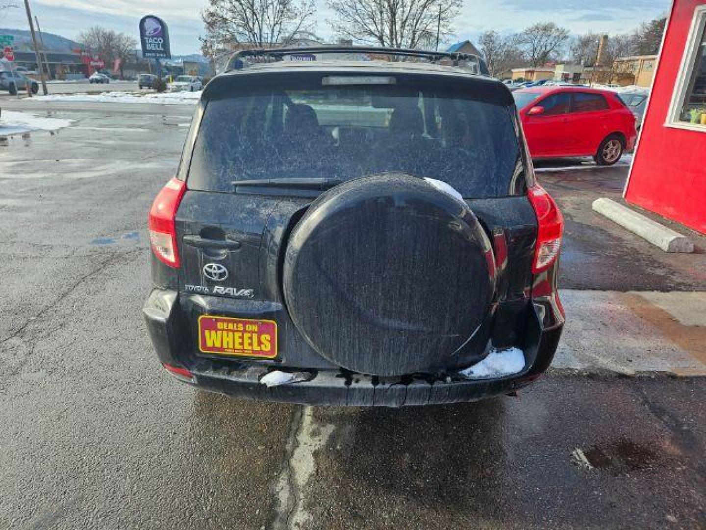 2008 Toyota RAV4 Base I4 2WD (JTMZD33V086) with an 2.4L L4 DOHC 16V engine, 4-Speed Automatic transmission, located at 601 E. Idaho St., Kalispell, MT, 59901, (406) 300-4664, 0.000000, 0.000000 - Photo#3