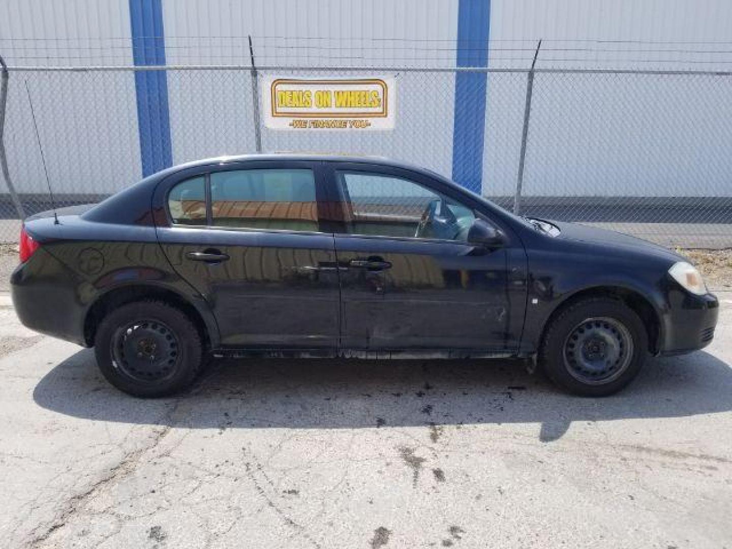 2009 Chevrolet Cobalt LT1 Sedan (1G1AT58H997) with an 2.2L L4 DOHC 16V engine, 4-Speed Automatic transmission, located at 601 E. Idaho St., Kalispell, MT, 59901, (406) 300-4664, 0.000000, 0.000000 - Photo#5