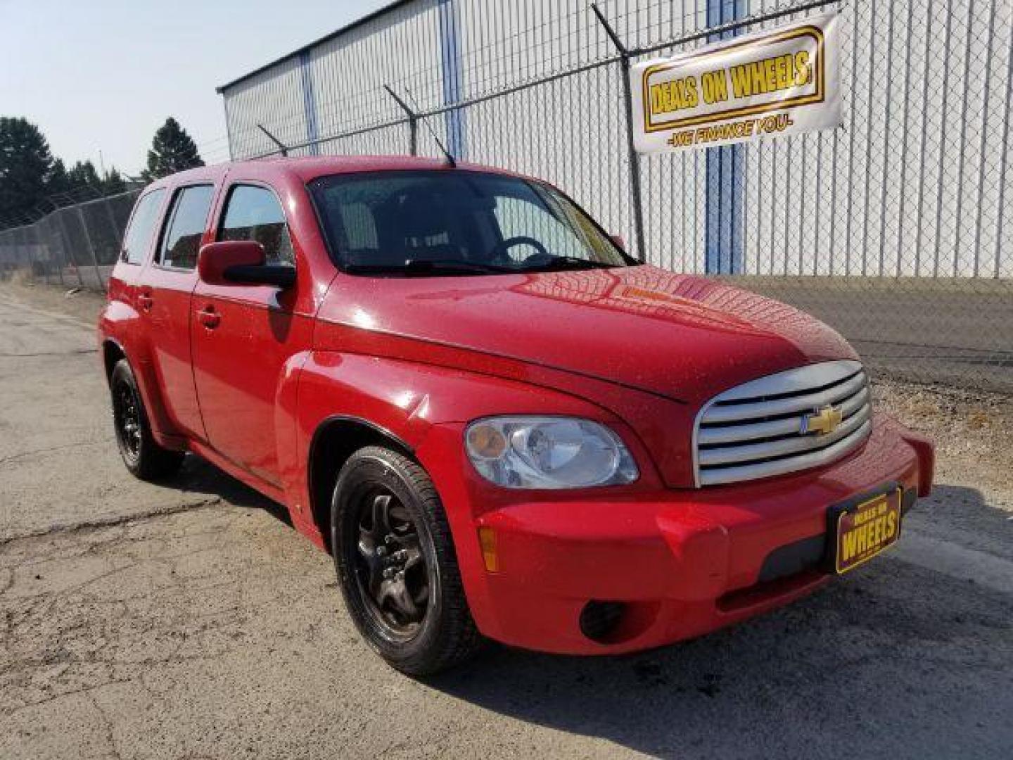 2009 Chevrolet HHR LT1 (3GNCA23B49S) with an 2.2L L4 DOHC 16V engine, 4-Speed Automatic transmission, located at 1821 N Montana Ave., Helena, MT, 59601, 0.000000, 0.000000 - Photo#6