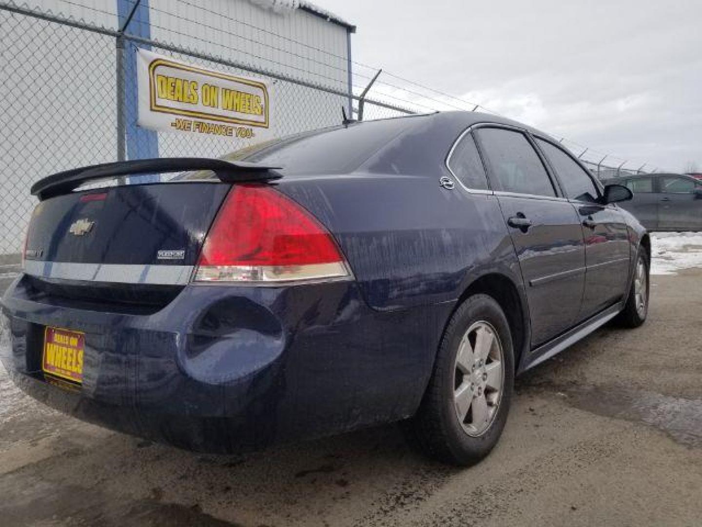 2009 Imperial Blue Metall Chevrolet Impala LT (2G1WT57KX91) with an 3.5L V6 OHV 12V FFV engine, 4-Speed Automatic transmission, located at 1800 West Broadway, Missoula, 59808, (406) 543-1986, 46.881348, -114.023628 - Photo#4