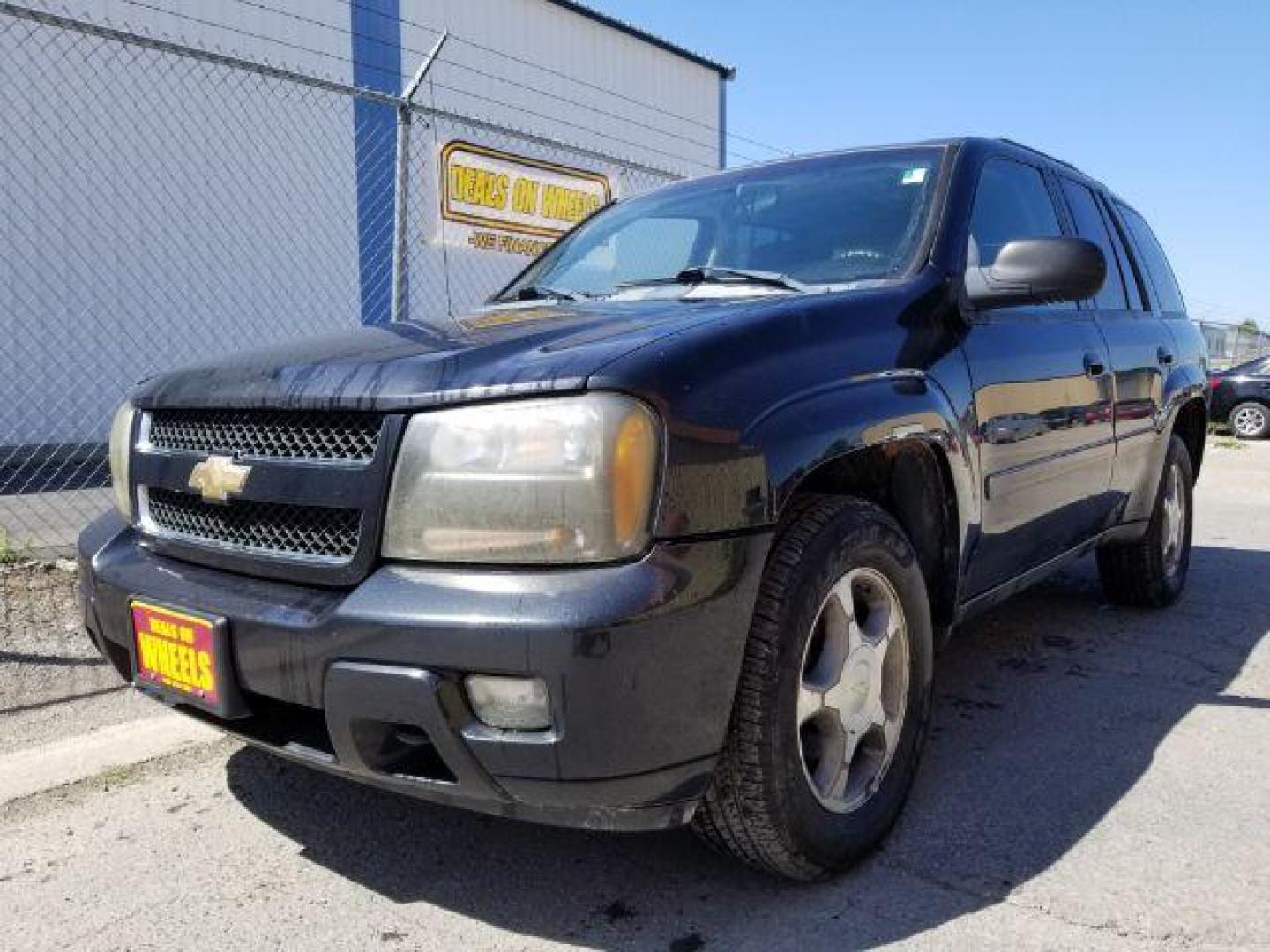 2009 Black Granite Metall Chevrolet TrailBlazer LT1 4WD (1GNDT33S392) with an 4.2L L6 DOHC 24V engine, 4-Speed Automatic transmission, located at 1800 West Broadway, Missoula, 59808, (406) 543-1986, 46.881348, -114.023628 - Photo#0