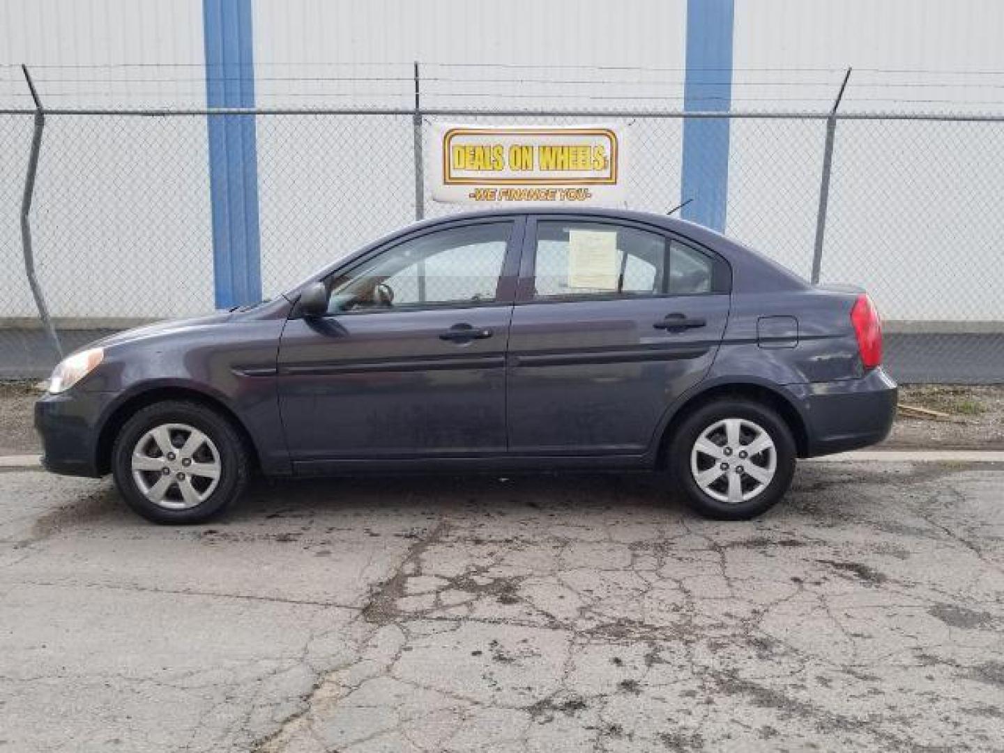 2009 Hyundai Accent GLS 4-Door (KMHCM46C99U) with an 1.6L L4 DOHC 16V engine, located at 601 E. Idaho St., Kalispell, MT, 59901, (406) 300-4664, 0.000000, 0.000000 - Photo#2