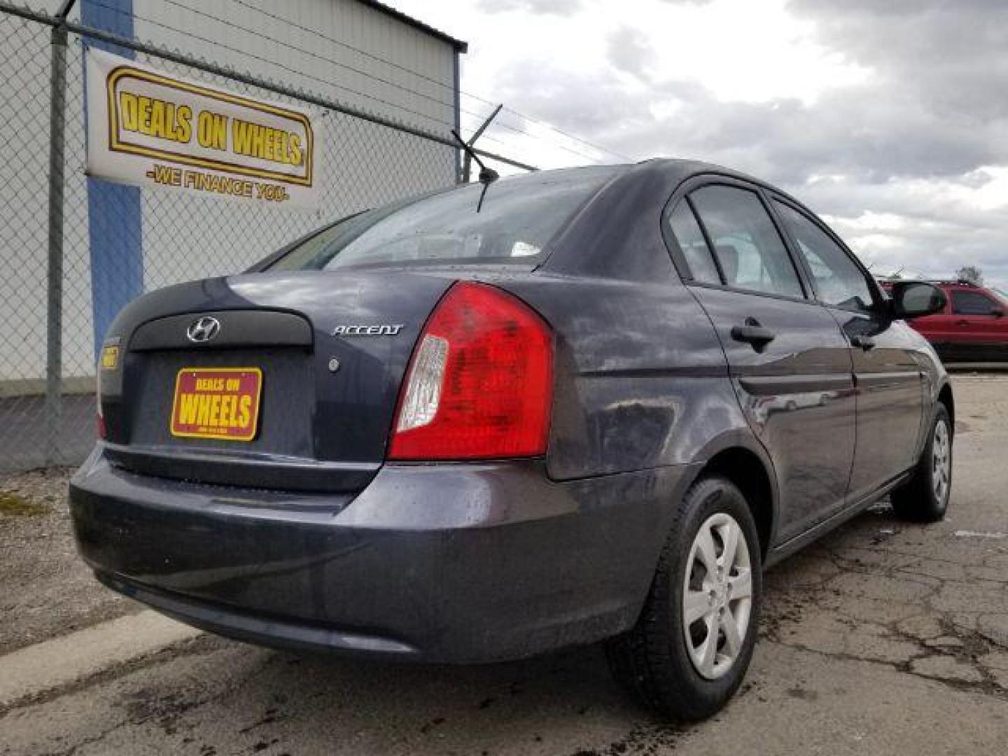 2009 Hyundai Accent GLS 4-Door (KMHCM46C99U) with an 1.6L L4 DOHC 16V engine, located at 601 E. Idaho St., Kalispell, MT, 59901, (406) 300-4664, 0.000000, 0.000000 - Photo#4