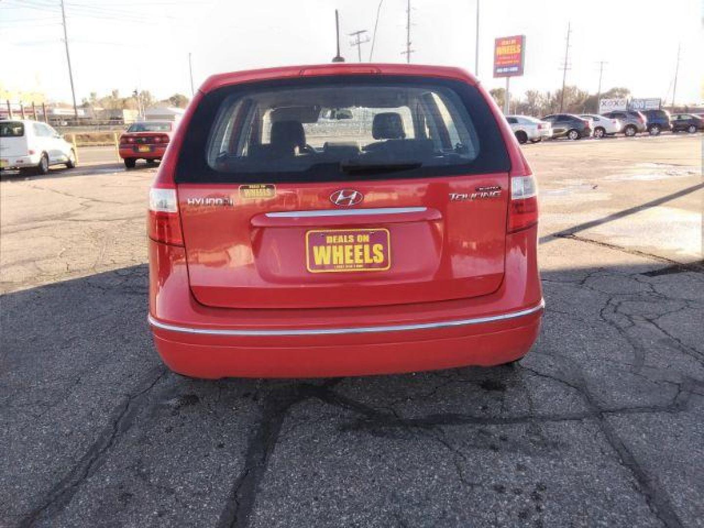 2009 Hyundai Elantra Automatic (KMHDC86E19U) with an 2.0L L4 DOHC 16V engine, 4-Speed Automatic transmission, located at 4047 Montana Ave., Billings, MT, 59101, 45.770847, -108.529800 - Photo#6