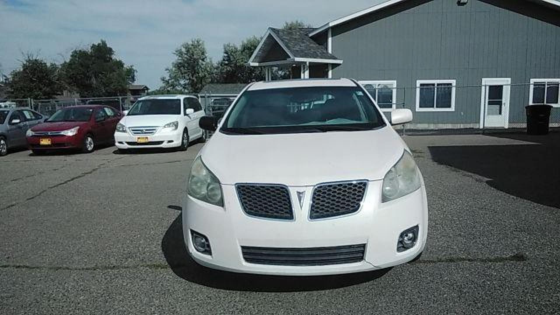 2009 Pontiac Vibe 2.4L (5Y2SP67069Z) with an 2.4L L4 DOHC 16V engine, 4-Speed Automatic transmission, located at 1821 N Montana Ave., Helena, MT, 59601, 0.000000, 0.000000 - Photo#1