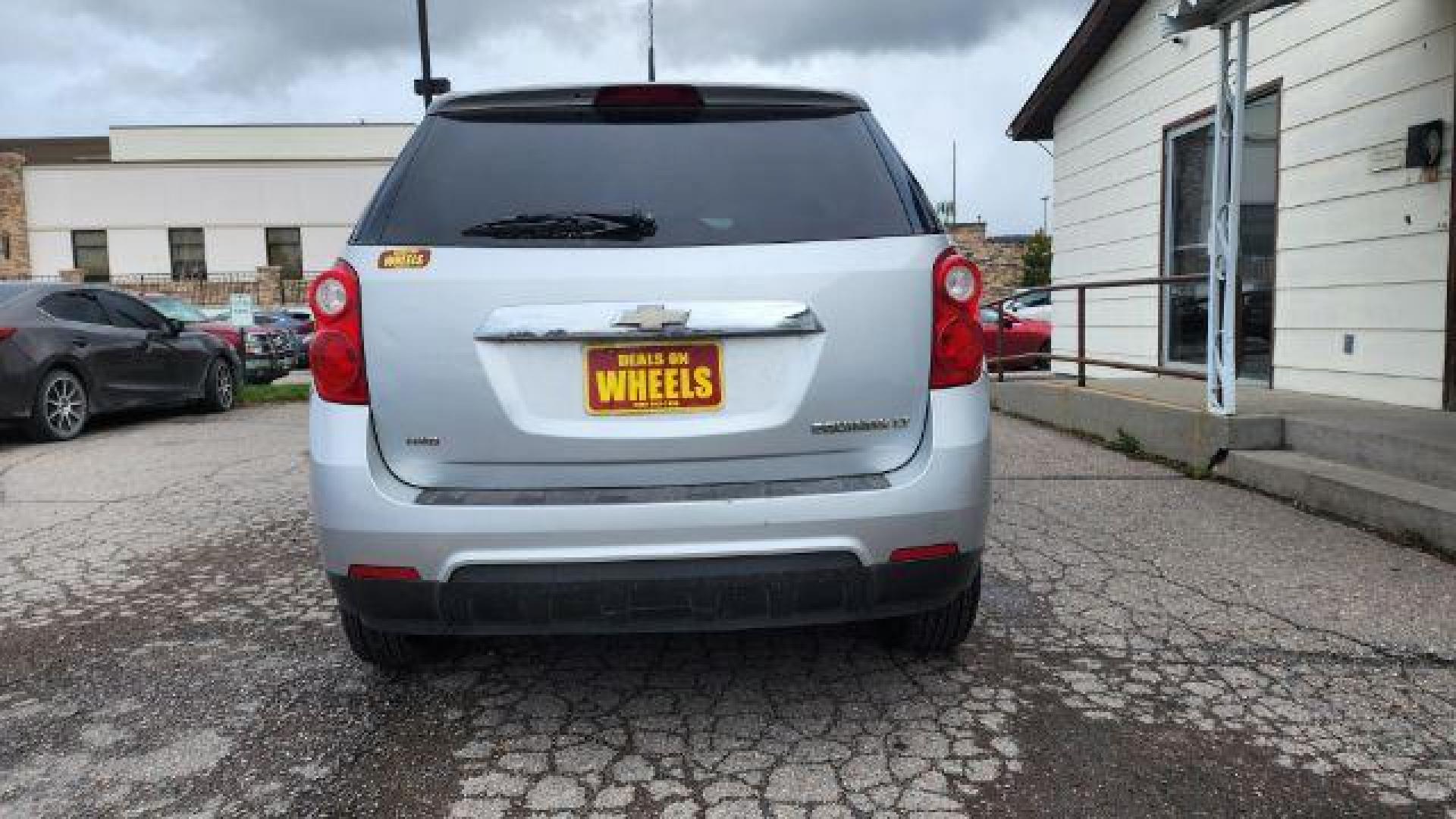 2010 Chevrolet Equinox LT1 AWD (2CNFLEEW6A6) with an 2.4L L4 DOHC 16V engine, 6-Speed Automatic transmission, located at 1800 West Broadway, Missoula, 59808, (406) 543-1986, 46.881348, -114.023628 - Photo#3