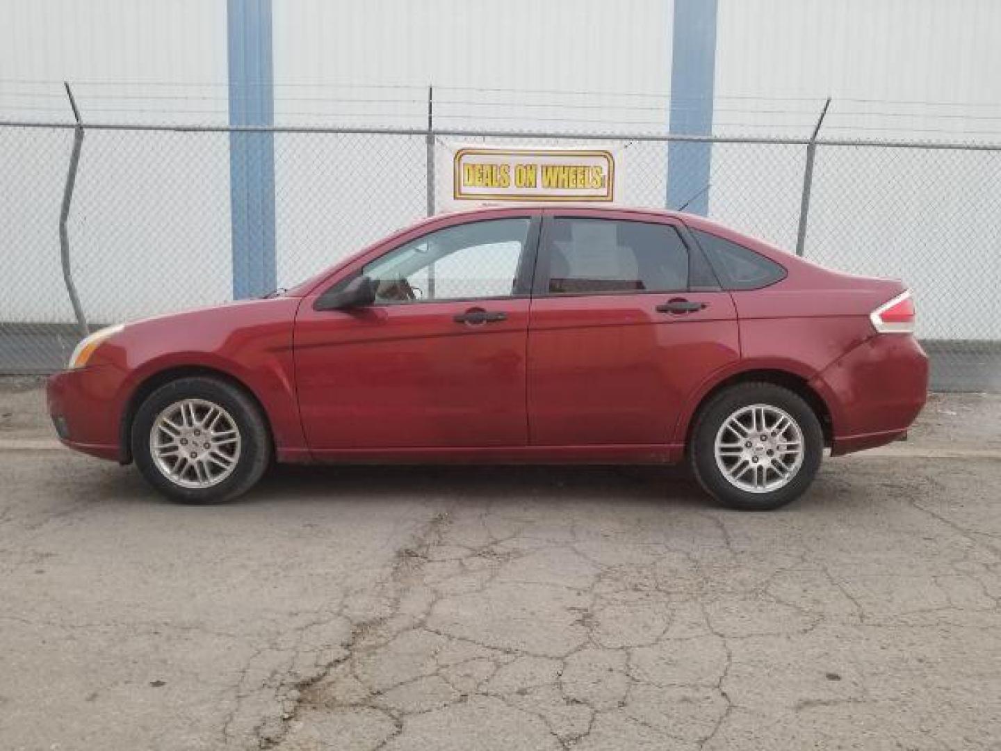 2010 Ford Focus SE Sedan (1FAHP3FN2AW) with an 2.0L L4 DOHC 16V engine, located at 4047 Montana Ave., Billings, MT, 59101, 45.770847, -108.529800 - Photo#6