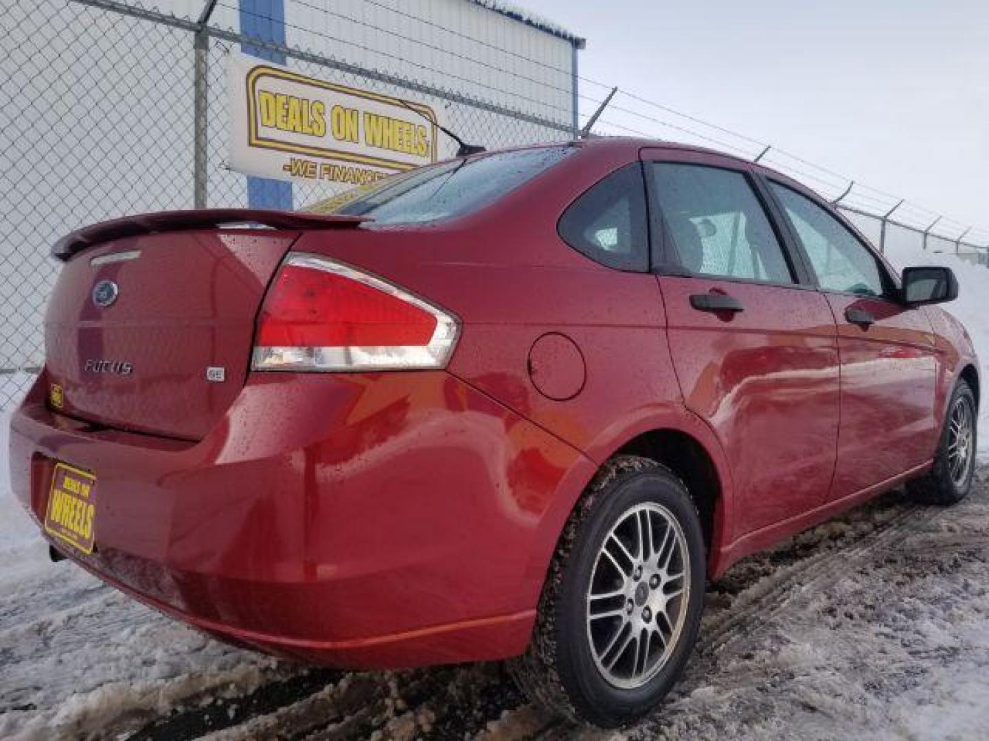 2010 Ford Focus SE Sedan (1FAHP3FNXAW) with an 2.0L L4 DOHC 16V engine, located at 1821 N Montana Ave., Helena, MT, 59601, 0.000000, 0.000000 - Photo#4