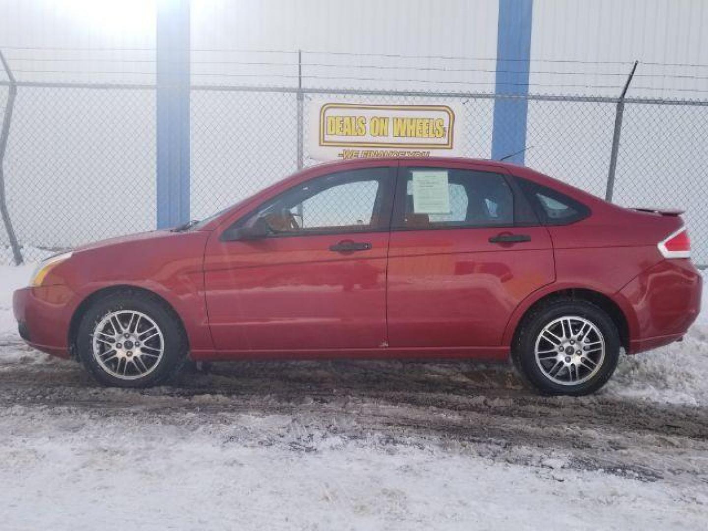 2010 Ford Focus SE Sedan (1FAHP3FNXAW) with an 2.0L L4 DOHC 16V engine, located at 1821 N Montana Ave., Helena, MT, 59601, 0.000000, 0.000000 - Photo#6