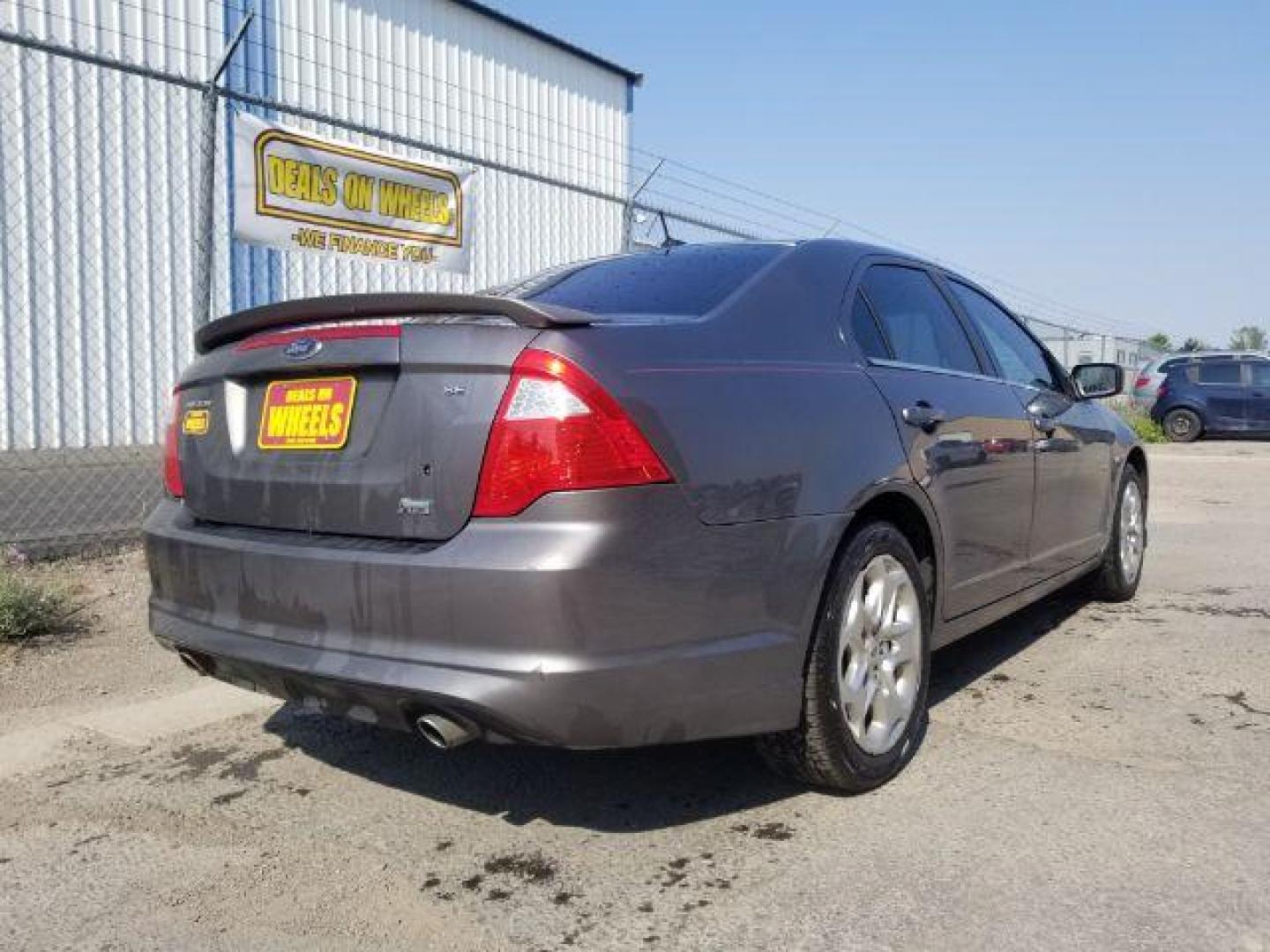 2010 Ford Fusion SE (3FAHP0HG7AR) with an 3.0L V6 DOHC 24V engine, located at 4047 Montana Ave., Billings, MT, 59101, 45.770847, -108.529800 - Photo#4