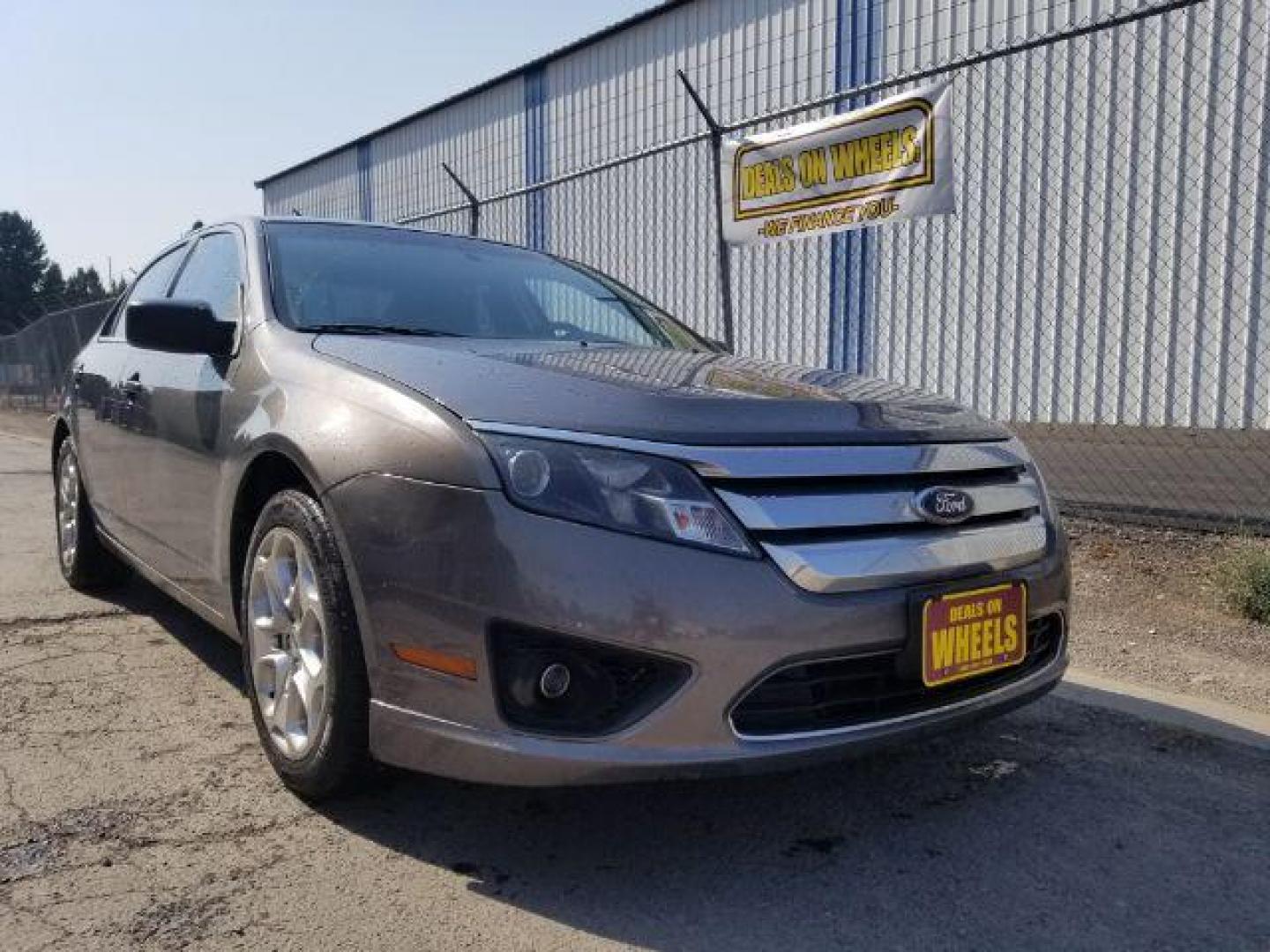 2010 Ford Fusion SE (3FAHP0HG7AR) with an 3.0L V6 DOHC 24V engine, located at 4047 Montana Ave., Billings, MT, 59101, 45.770847, -108.529800 - Photo#6