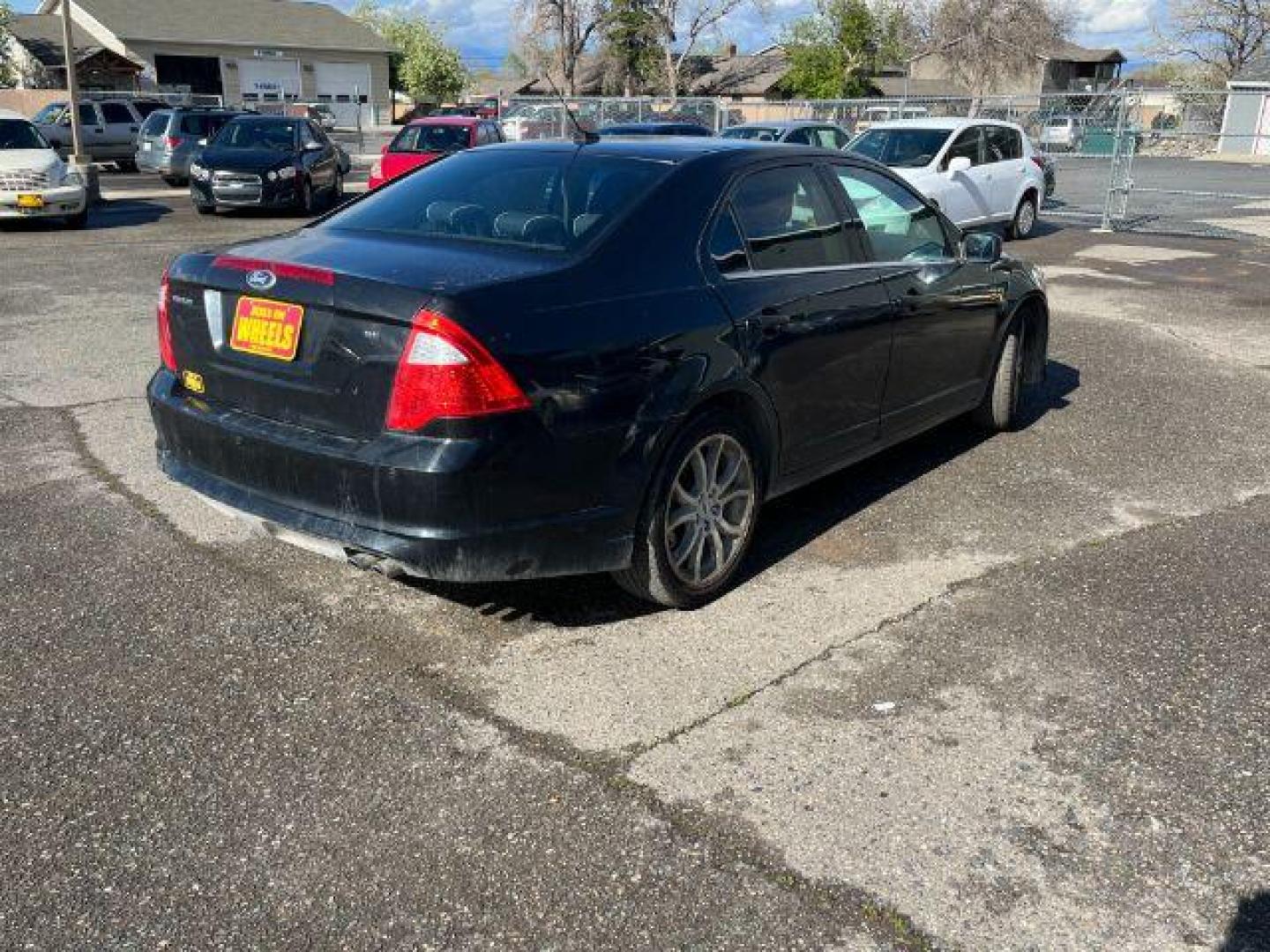 2010 Ford Fusion SE (3FAHP0HA4AR) with an 2.5L L4 DOHC 16V engine, located at 1821 N Montana Ave., Helena, MT, 59601, 0.000000, 0.000000 - Photo#4