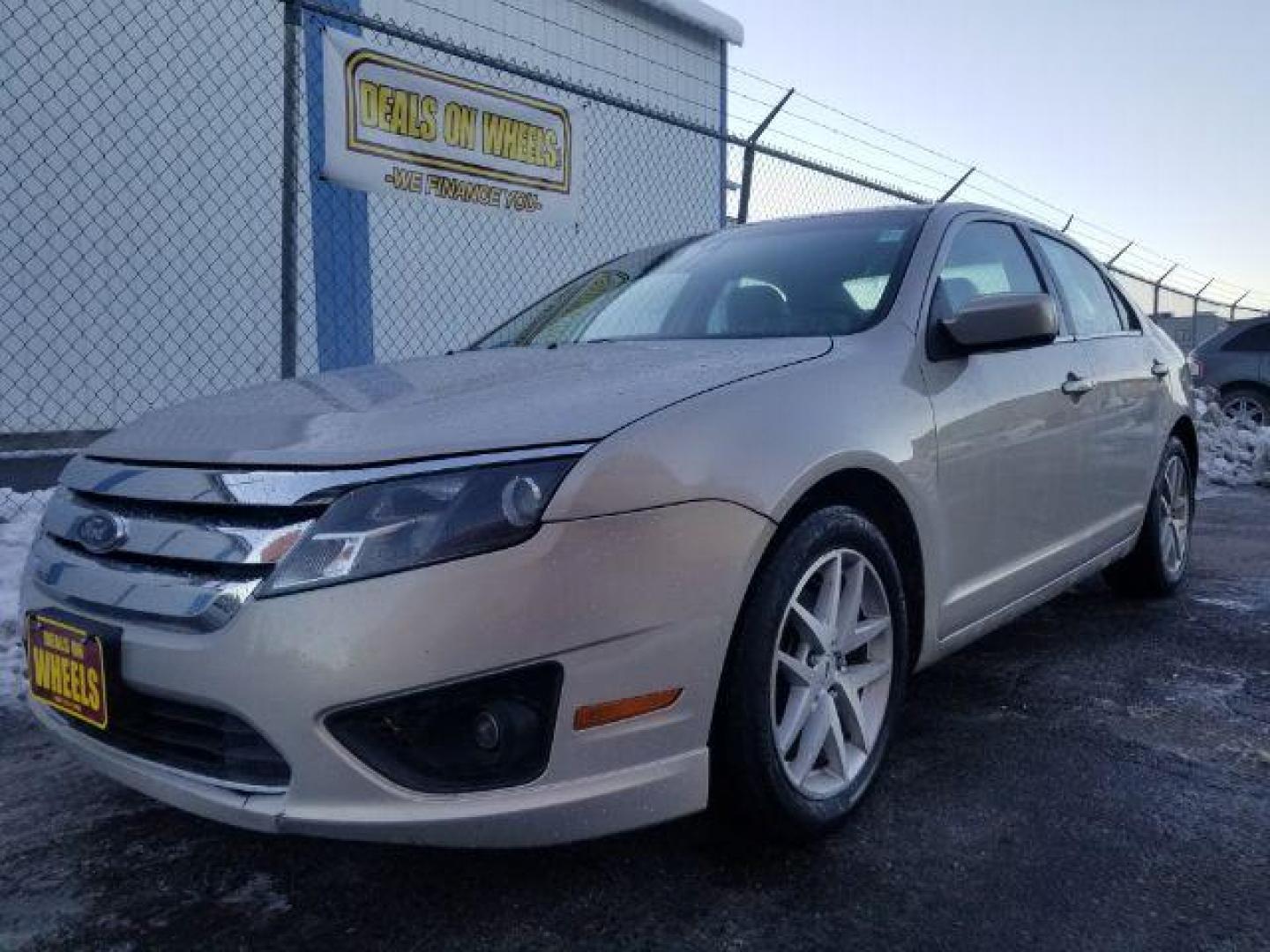 2010 Ford Fusion SE (3FAHP0HA9AR) with an 2.5L L4 DOHC 16V engine, located at 601 E. Idaho St., Kalispell, MT, 59901, (406) 300-4664, 0.000000, 0.000000 - Photo#0