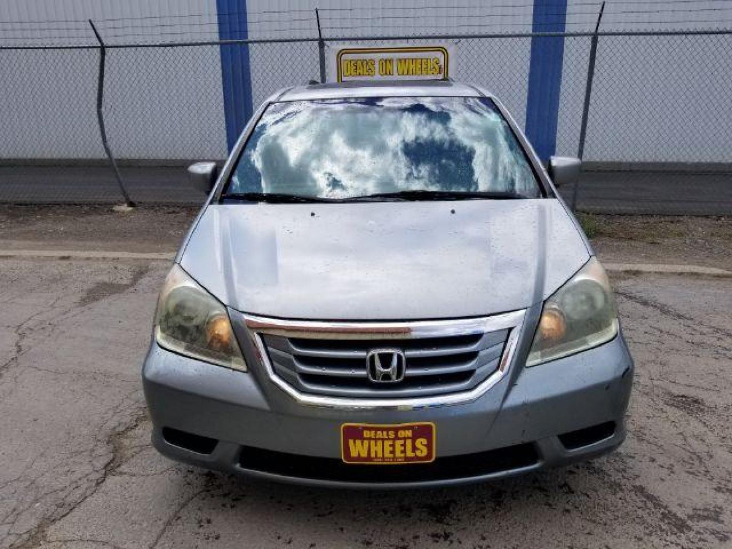 2010 Honda Odyssey EX-L w/ DVD and Navigation (5FNRL3H78AB) with an 3.5L V6 SOHC 24V engine, 5-Speed Automatic transmission, located at 1821 N Montana Ave., Helena, MT, 59601, 0.000000, 0.000000 - Photo#1