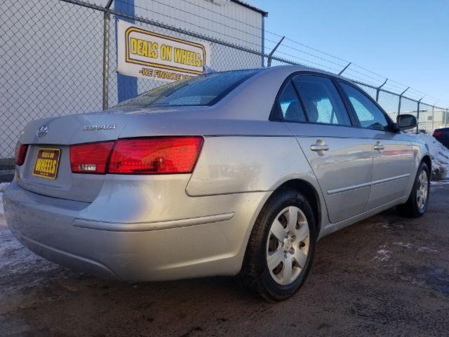 2010 Hyundai Sonata GLS (5NPET4AC0AH) with an 2.4L L4 DOHC 16V engine, located at 1821 N Montana Ave., Helena, MT, 59601, 0.000000, 0.000000 - Photo#4