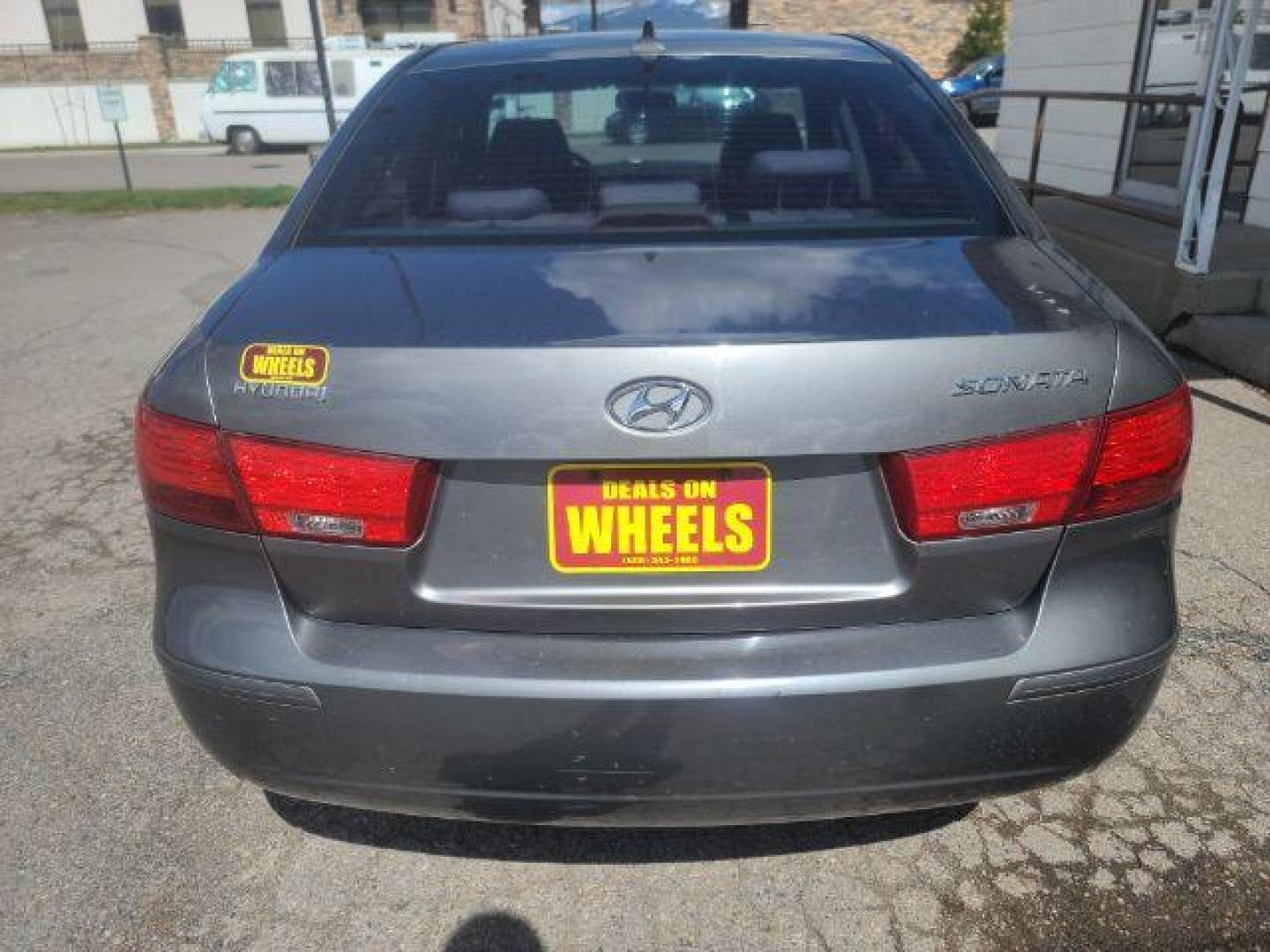 2010 Hyundai Sonata GLS (5NPET4AC7AH) with an 2.4L L4 DOHC 16V engine, located at 1800 West Broadway, Missoula, 59808, (406) 543-1986, 46.881348, -114.023628 - Photo#4