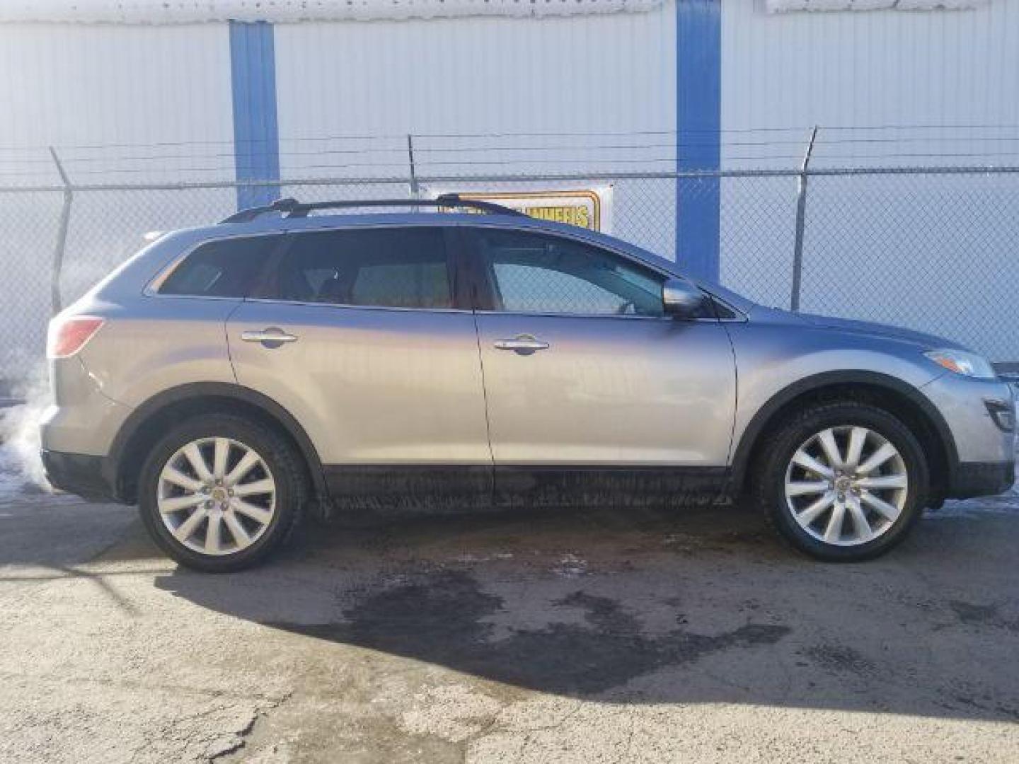 2010 Mazda CX-9 Grand Touring AWD (JM3TB3MV3A0) with an 3.7L V6 DOHC 24V engine, 6-Speed Automatic transmission, located at 1821 N Montana Ave., Helena, MT, 59601, 0.000000, 0.000000 - Photo#3