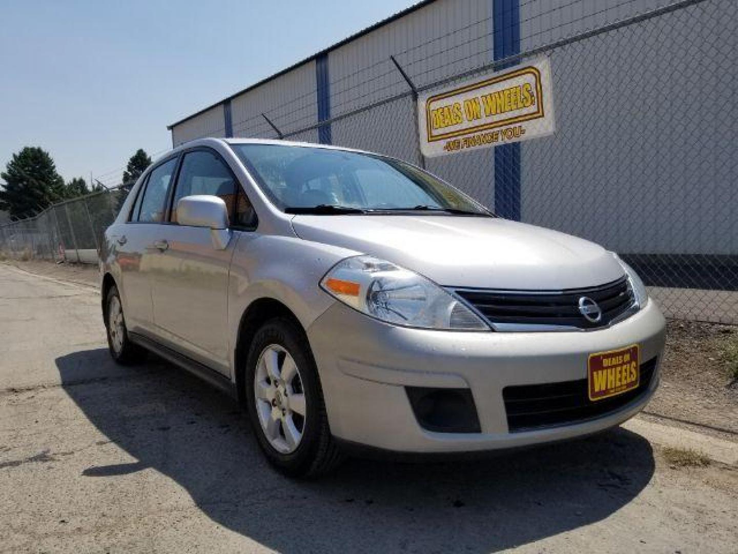 2010 Nissan Versa 1.8 S Sedan (3N1BC1AP9AL) with an 1.8L L4 DOHC 16V engine, located at 601 E. Idaho St., Kalispell, MT, 59901, (406) 300-4664, 0.000000, 0.000000 - Photo#6