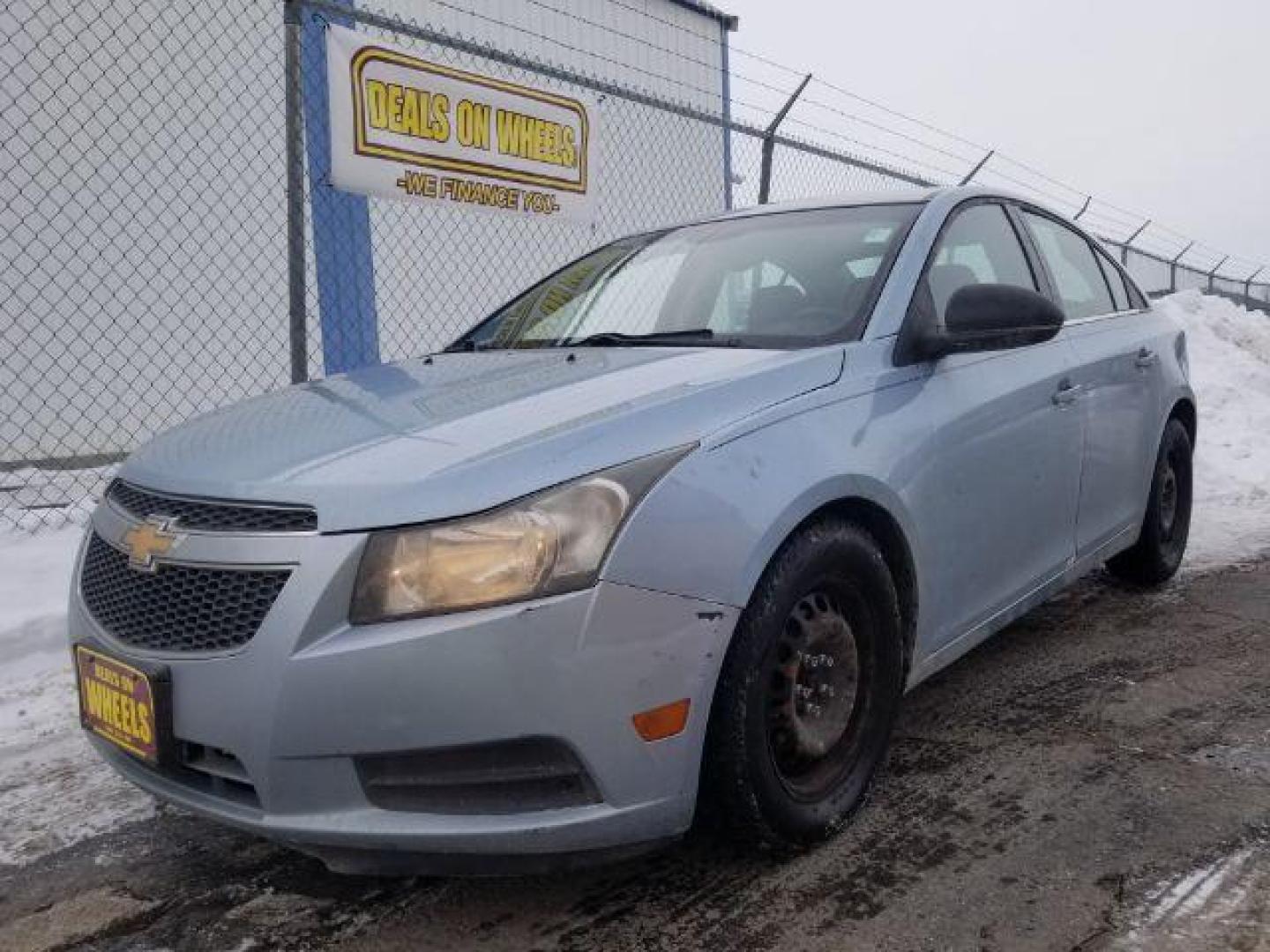 2011 Chevrolet Cruze 2LS (1G1PC5SH1B7) with an 1.8L L4 DOHC 16V FFV engine, 6-Speed Automatic transmission, located at 601 E. Idaho St., Kalispell, MT, 59901, (406) 300-4664, 0.000000, 0.000000 - Photo#0