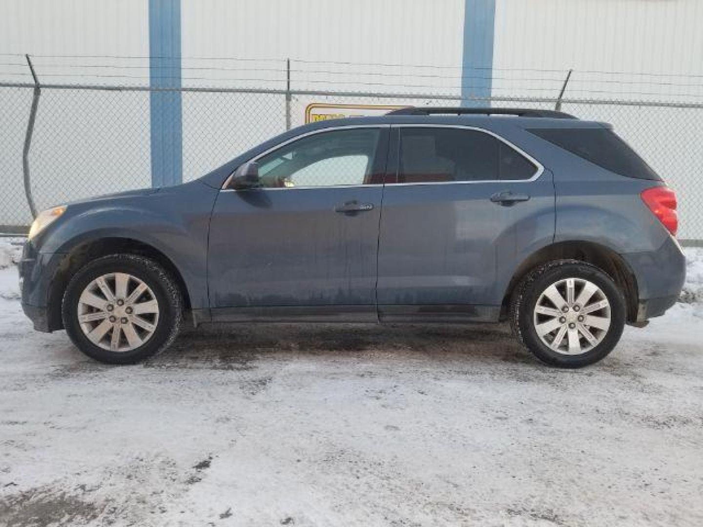 2011 Chevrolet Equinox 2LT AWD (2CNFLNEC0B6) with an 2.4L L4 DOHC 16V engine, 6-Speed Automatic transmission, located at 1800 West Broadway, Missoula, 59808, (406) 543-1986, 46.881348, -114.023628 - Photo#6