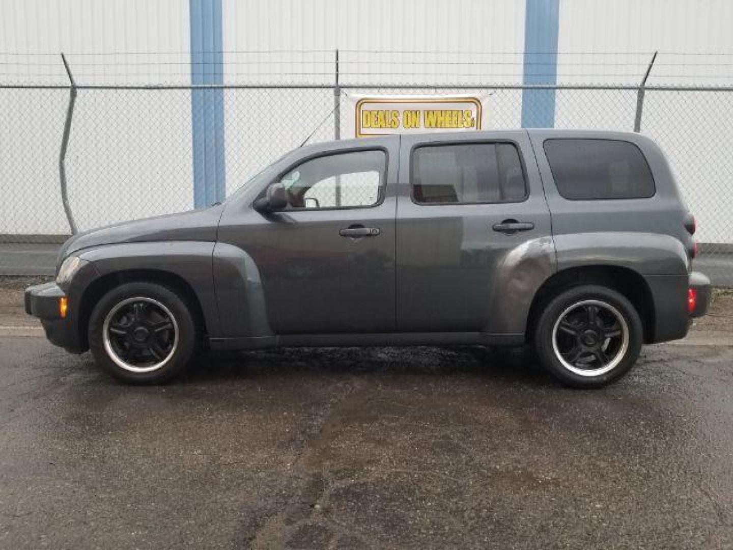 2011 Chevrolet HHR 1LT (3GNBABFW8BS) with an 2.2L L4 DOHC 16V FFV engine, 4-Speed Automatic transmission, located at 1800 West Broadway, Missoula, 59808, (406) 543-1986, 46.881348, -114.023628 - Photo#6