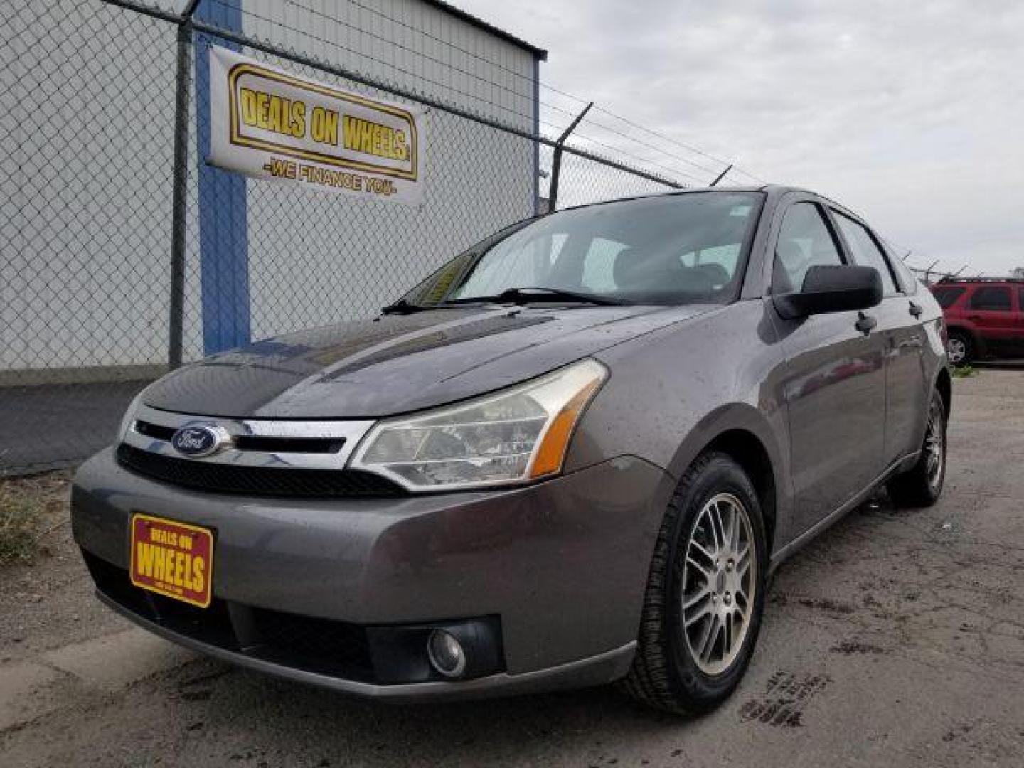 2011 Ford Focus SE Sedan (1FAHP3FN7BW) with an 2.0L L4 DOHC 16V engine, located at 1800 West Broadway, Missoula, 59808, (406) 543-1986, 46.881348, -114.023628 - Photo#1