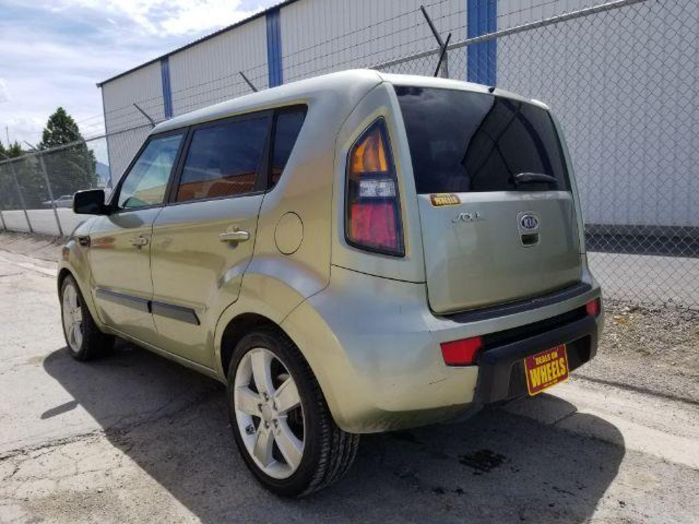 2011 Kia Soul Sport (KNDJT2A2XB7) with an 2.0L L4 DOHC 16V engine, located at 4801 10th Ave S,, Great Falls, MT, 59405, 0.000000, 0.000000 - Photo#3