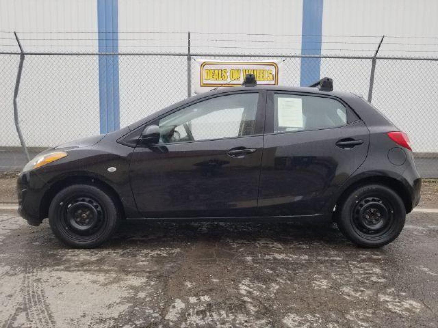 2011 Mazda MAZDA2 Sport (JM1DE1HY9B0) with an 1.5L L4 DOHC 16V engine, located at 601 E. Idaho St., Kalispell, MT, 59901, (406) 300-4664, 0.000000, 0.000000 - Photo#6