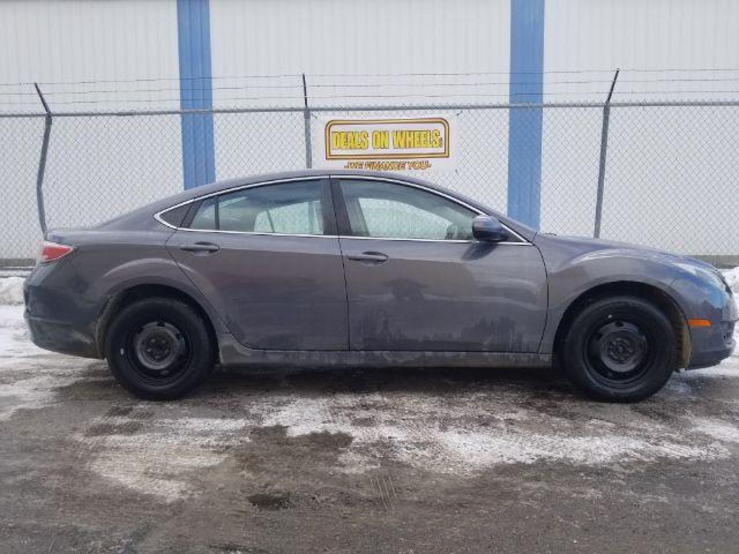 2011 Mazda Mazda6 I Touring (1YVHZ8BH5B5) with an 2.5L L4 DOHC 16V engine, located at 4801 10th Ave S,, Great Falls, MT, 59405, 0.000000, 0.000000 - Photo#3