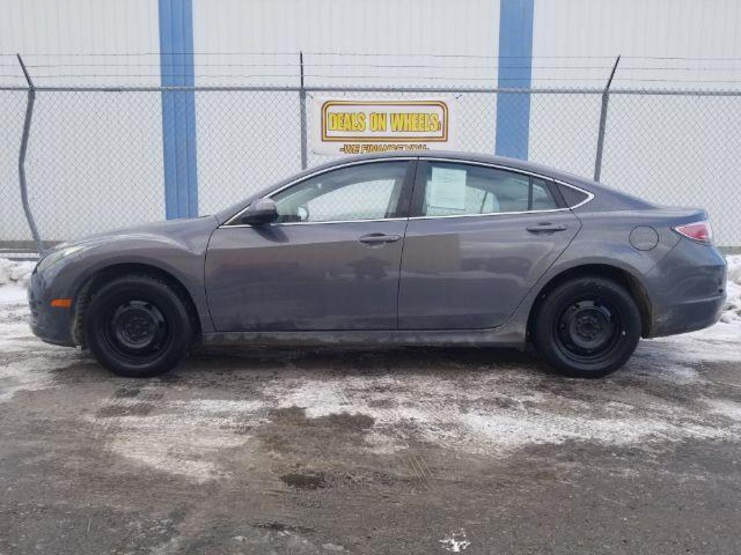 2011 Mazda Mazda6 I Touring (1YVHZ8BH5B5) with an 2.5L L4 DOHC 16V engine, located at 4801 10th Ave S,, Great Falls, MT, 59405, 0.000000, 0.000000 - Photo#6