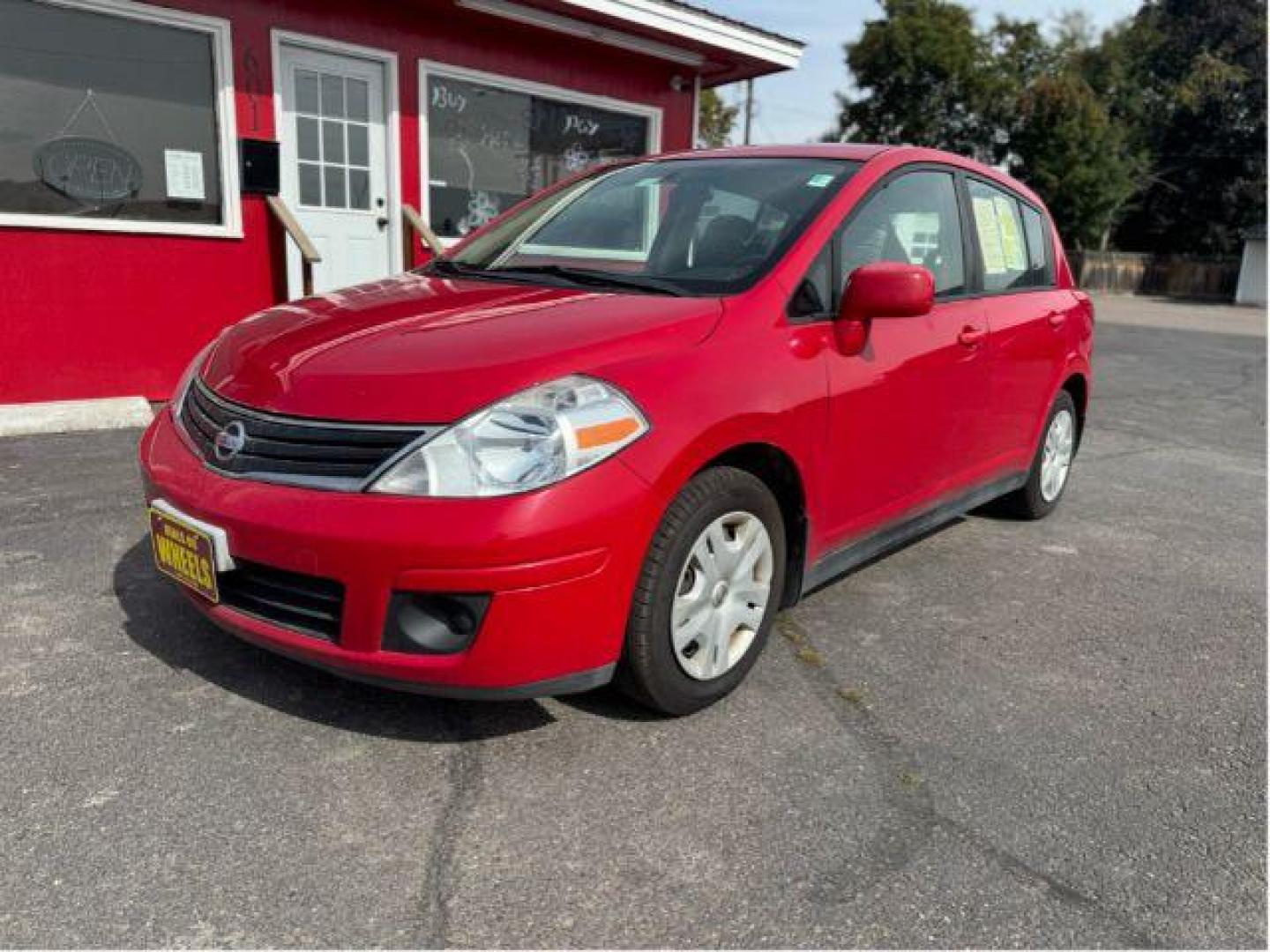 2011 Nissan Versa 1.8 SL Hatchback (3N1BC1CP0BL) with an 1.8L L4 DOHC 16V engine, Continuously Variable Transmission transmission, located at 601 E. Idaho St., Kalispell, MT, 59901, (406) 300-4664, 0.000000, 0.000000 - Photo#0