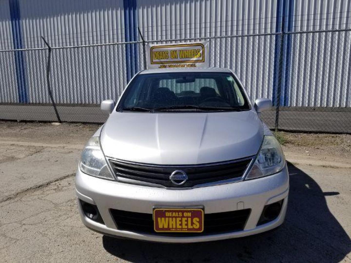 2011 Nissan Versa 1.8 S Sedan (3N1BC1AP7BL) with an 1.8L L4 DOHC 16V engine, located at 601 E. Idaho St., Kalispell, MT, 59901, (406) 300-4664, 0.000000, 0.000000 - Photo#1