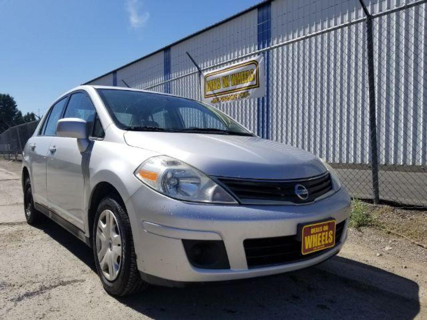 2011 Nissan Versa 1.8 S Sedan (3N1BC1AP7BL) with an 1.8L L4 DOHC 16V engine, located at 601 E. Idaho St., Kalispell, MT, 59901, (406) 300-4664, 0.000000, 0.000000 - Photo#6