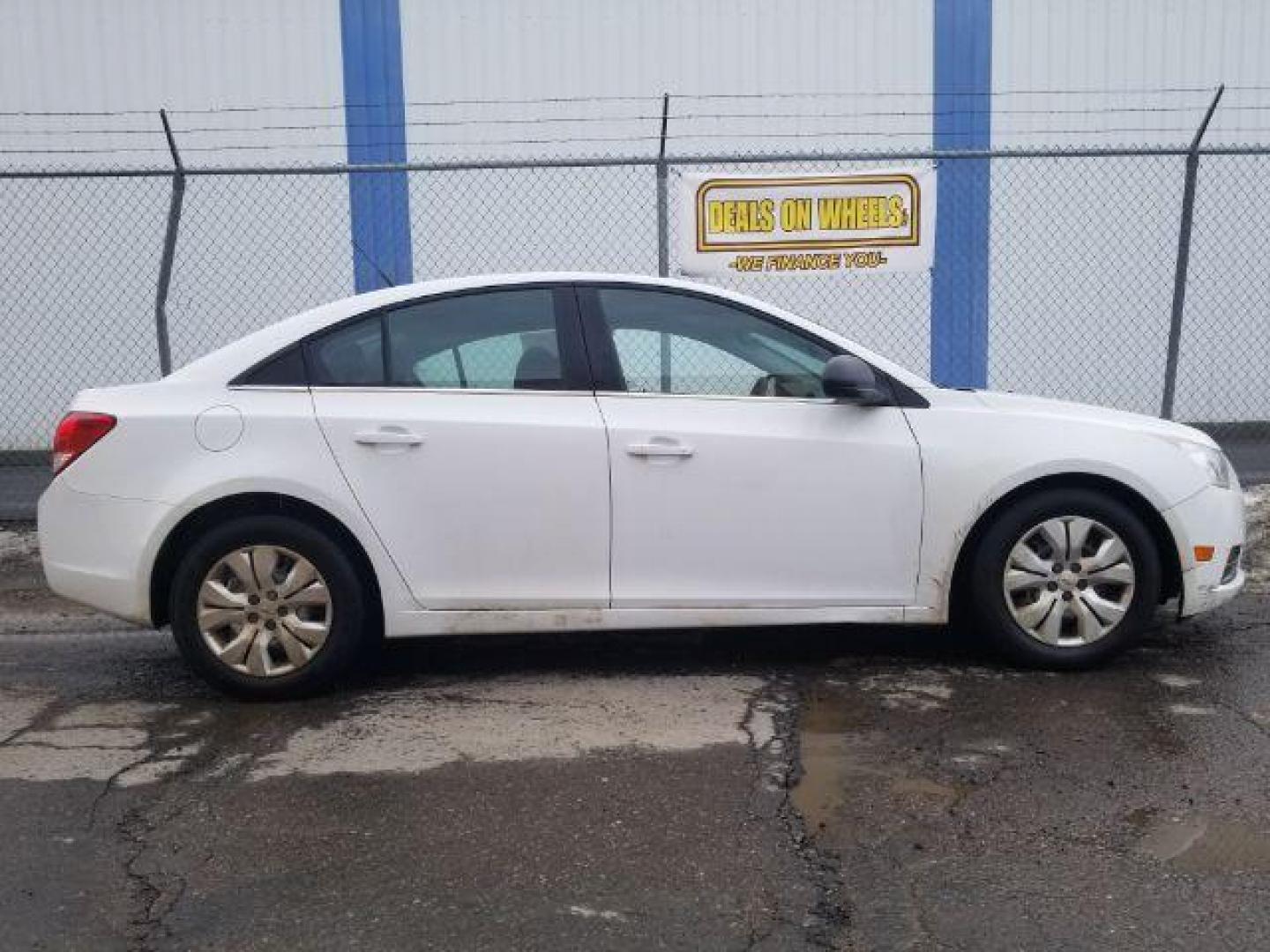 2012 Chevrolet Cruze 2LS (1G1PC5SH6C7) with an 1.8L L4 DOHC 16V FFV engine, 6-Speed Automatic transmission, located at 4801 10th Ave S,, Great Falls, MT, 59405, 0.000000, 0.000000 - Photo#3