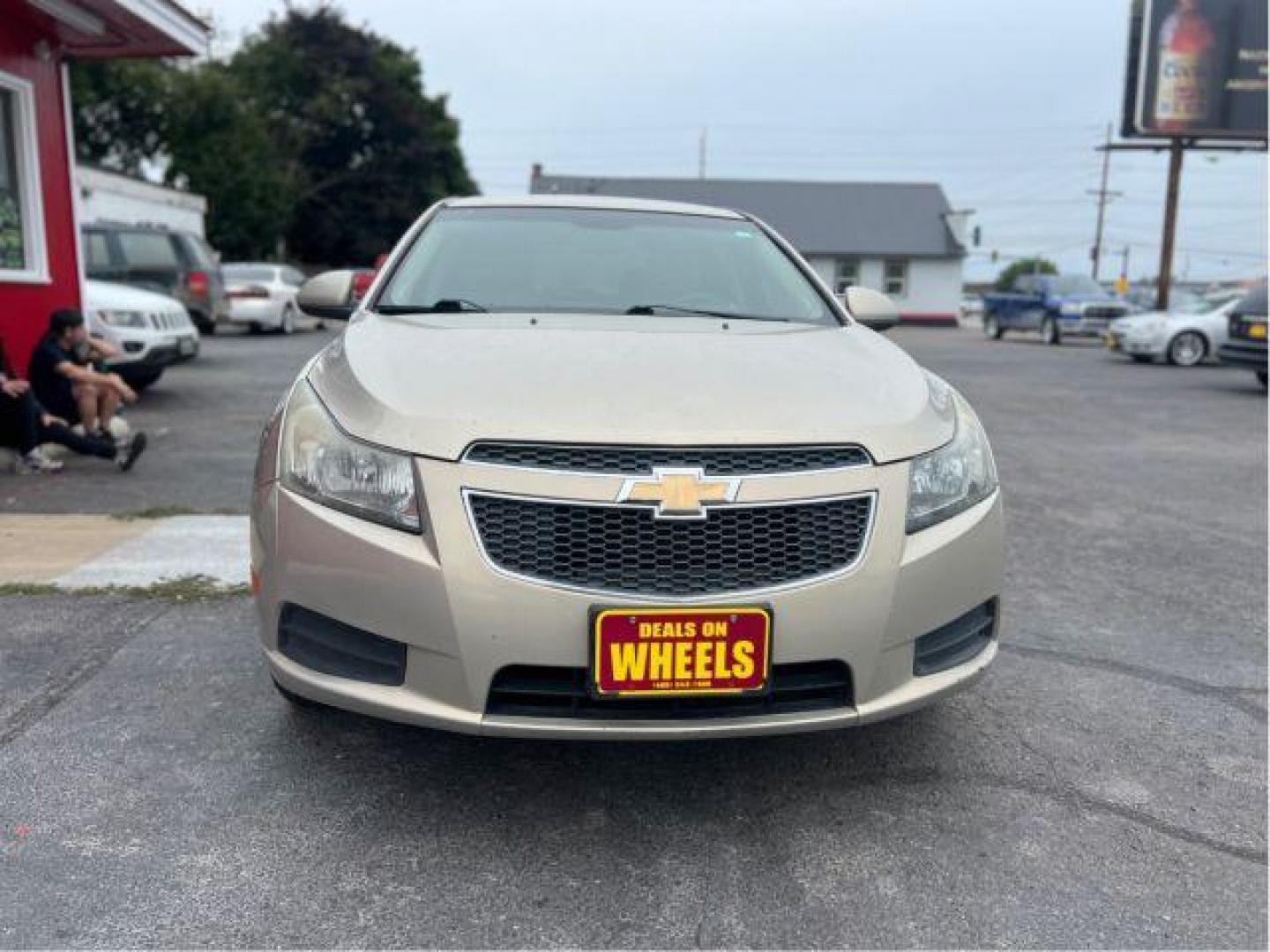 2012 Chevrolet Cruze 2LT (1G1PG5SC5C7) with an 1.4L L4 DOHC 16V TURBO engine, 6-Speed Automatic transmission, located at 601 E. Idaho St., Kalispell, MT, 59901, (406) 300-4664, 0.000000, 0.000000 - Photo#7