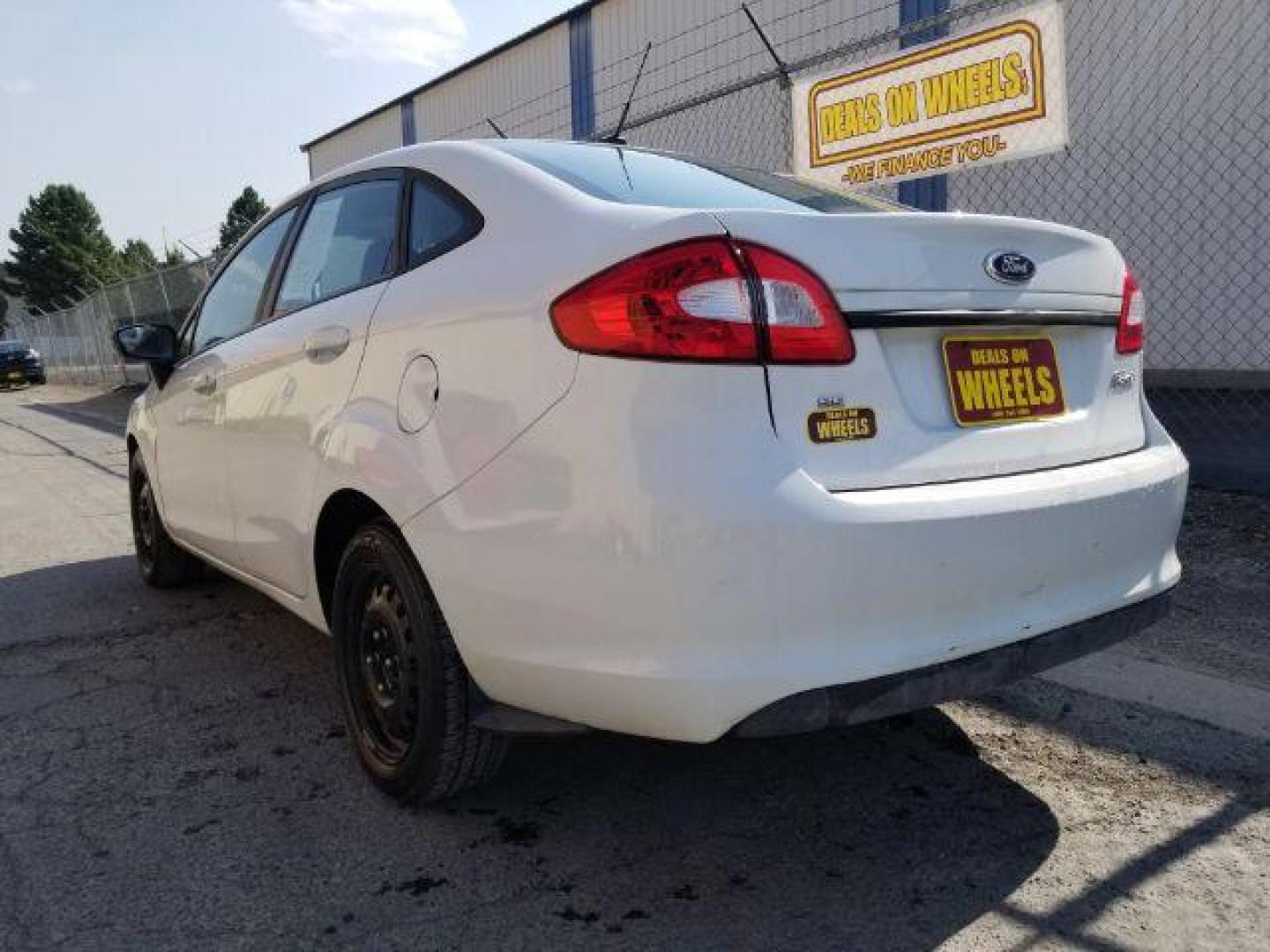 2012 Ford Fiesta SE Sedan (3FADP4BJ6CM) with an 1.6L L4 DOHC 16V engine, located at 1800 West Broadway, Missoula, 59808, (406) 543-1986, 46.881348, -114.023628 - Photo#3