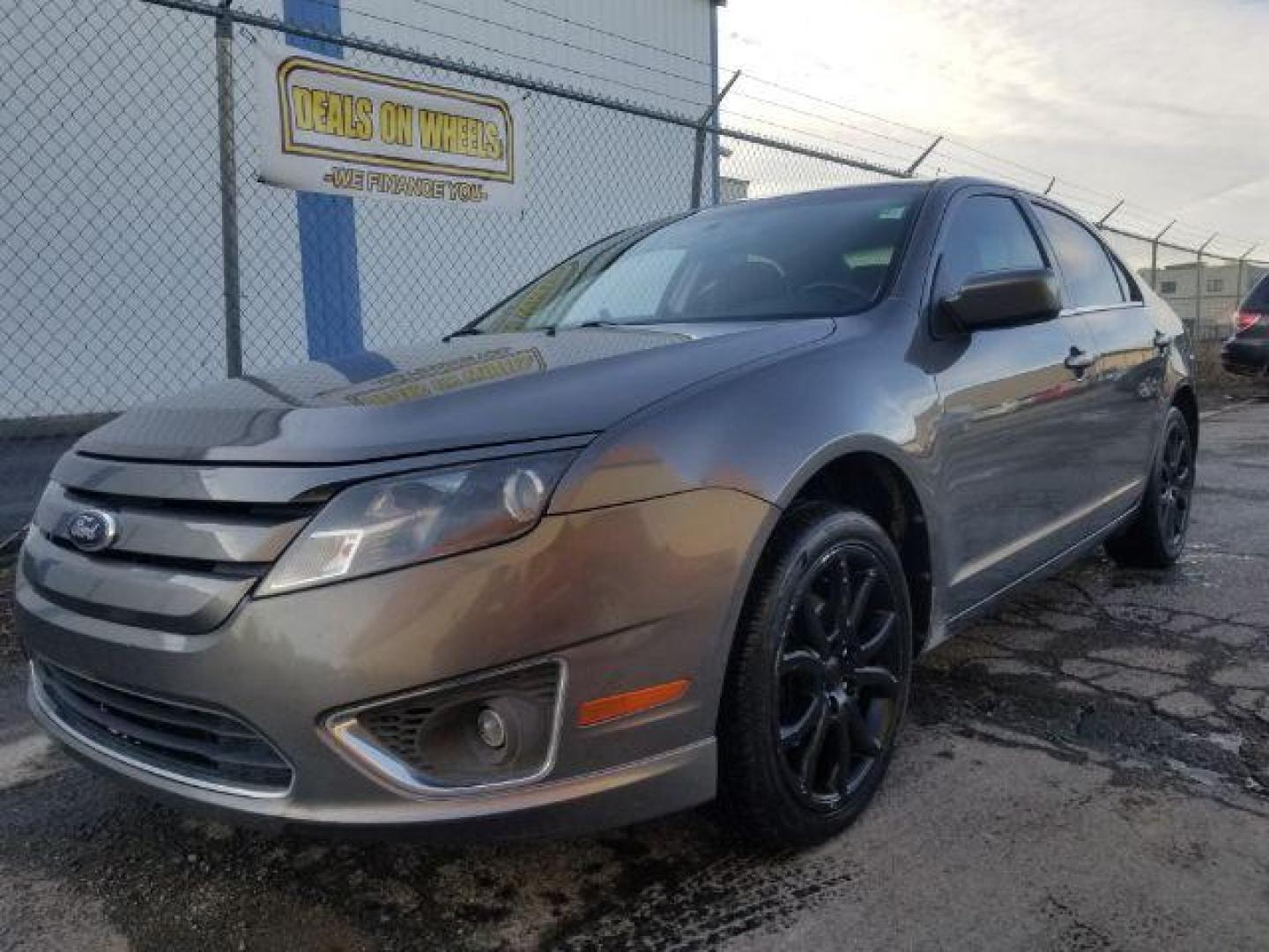 2012 Ford Fusion SE (3FAHP0HA2CR) with an 2.5L L4 DOHC 16V engine, located at 1800 West Broadway, Missoula, 59808, (406) 543-1986, 46.881348, -114.023628 - Photo#0