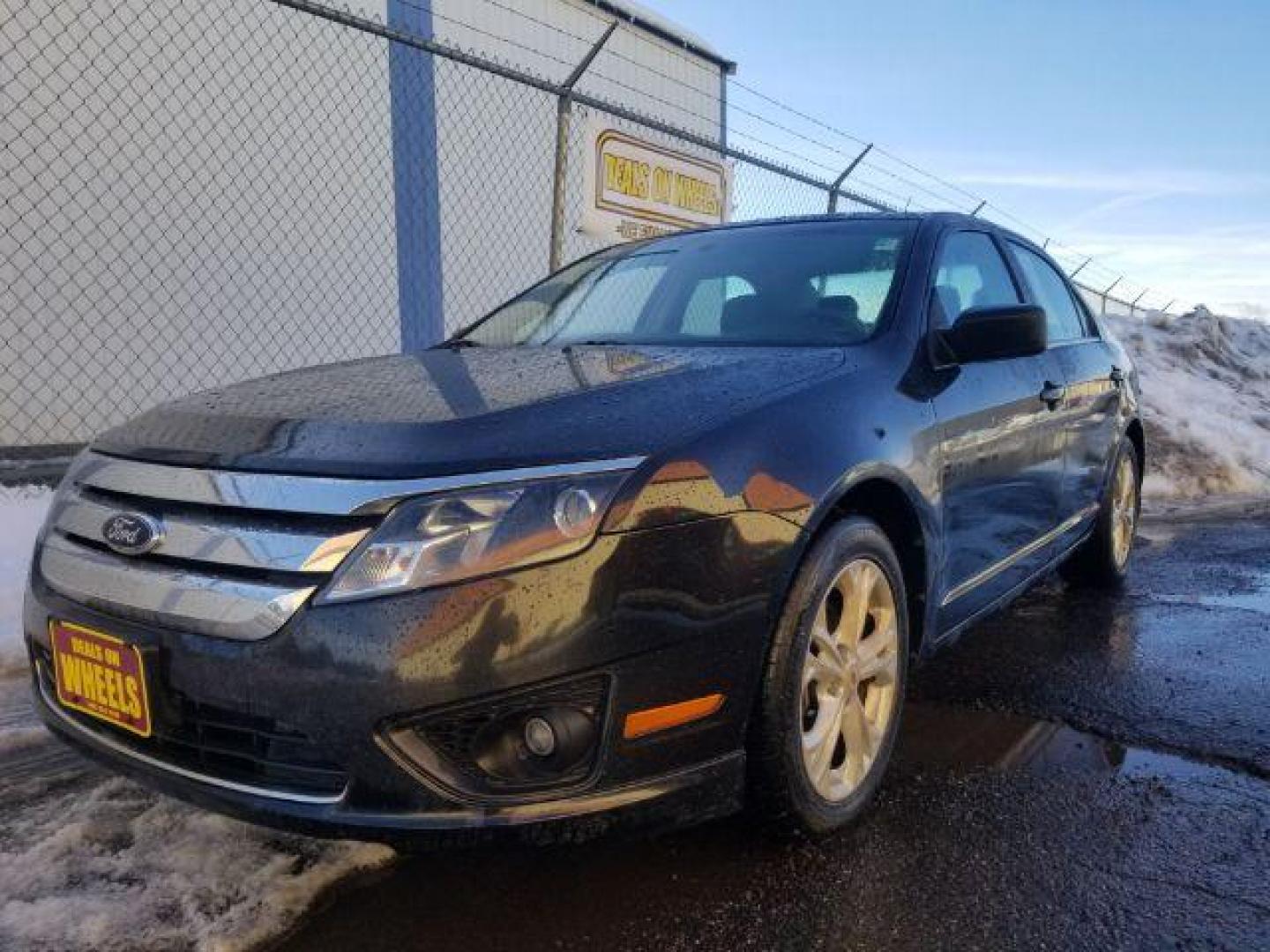 2012 Ford Fusion SE (3FAHP0HA1CR) with an 2.5L L4 DOHC 16V engine, located at 1800 West Broadway, Missoula, 59808, (406) 543-1986, 46.881348, -114.023628 - Photo#0