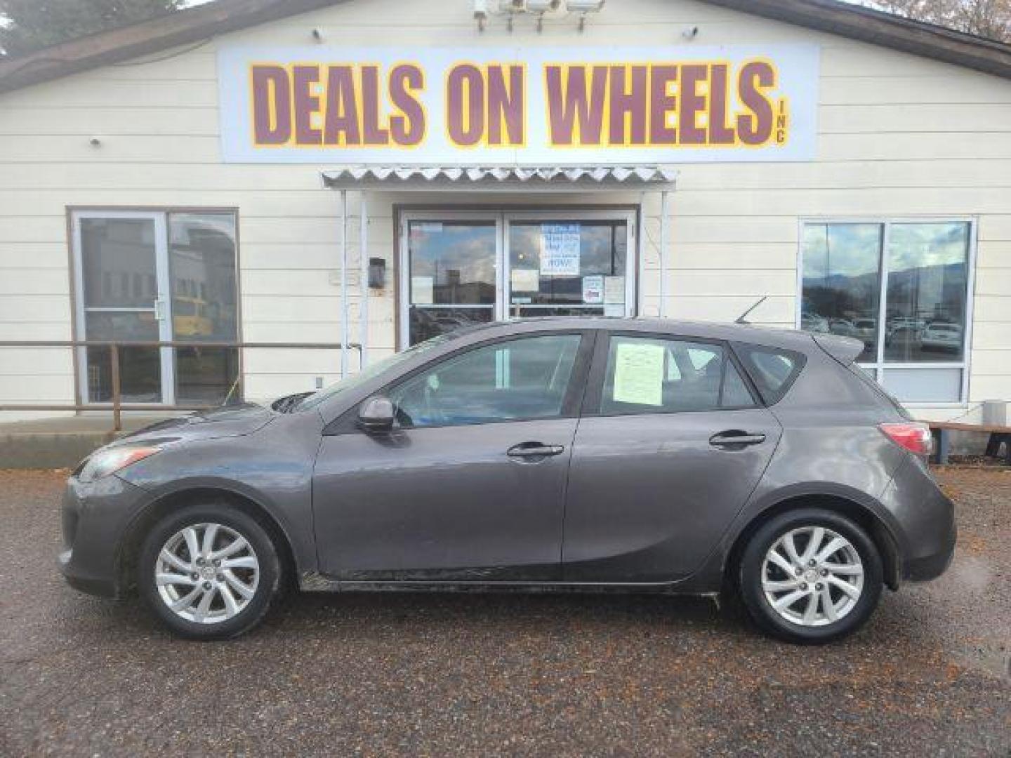 2012 Mazda MAZDA3 I Touring 5-Door (JM1BL1L89C1) with an 2.0L L4 DOHC 16V engine, located at 1800 West Broadway, Missoula, 59808, (406) 543-1986, 46.881348, -114.023628 - Photo#5