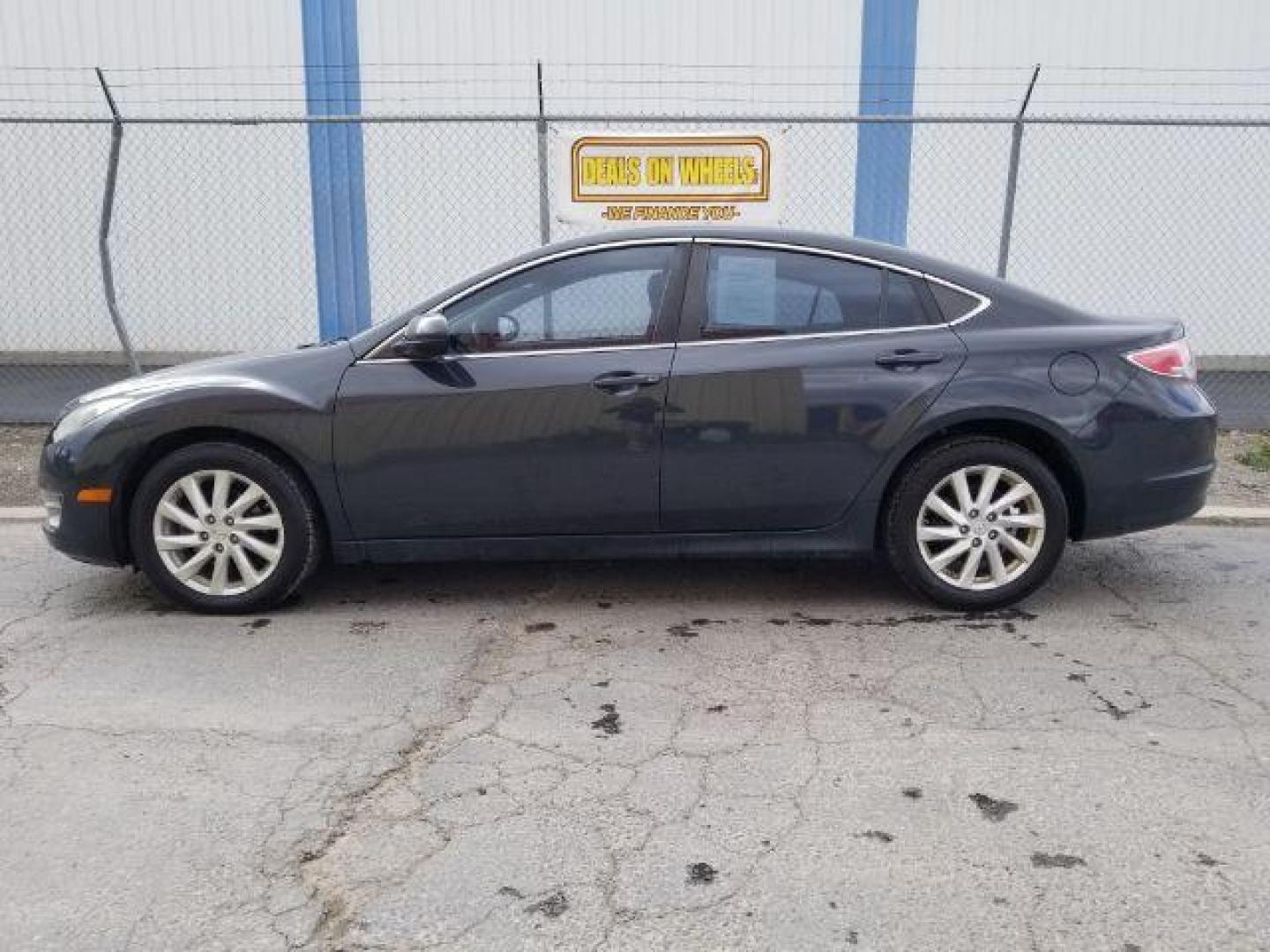 2012 Mazda Mazda6 I Touring (1YVHZ8DH5C5) with an 2.5L L4 DOHC 16V engine, 6-Speed Automatic transmission, located at 1800 West Broadway, Missoula, 59808, (406) 543-1986, 46.881348, -114.023628 - Photo#2