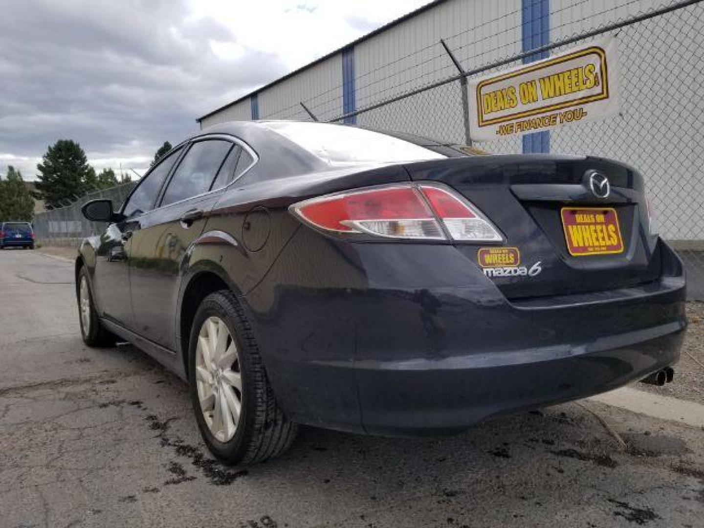 2012 Mazda Mazda6 I Touring (1YVHZ8DH5C5) with an 2.5L L4 DOHC 16V engine, 6-Speed Automatic transmission, located at 1800 West Broadway, Missoula, 59808, (406) 543-1986, 46.881348, -114.023628 - Photo#3