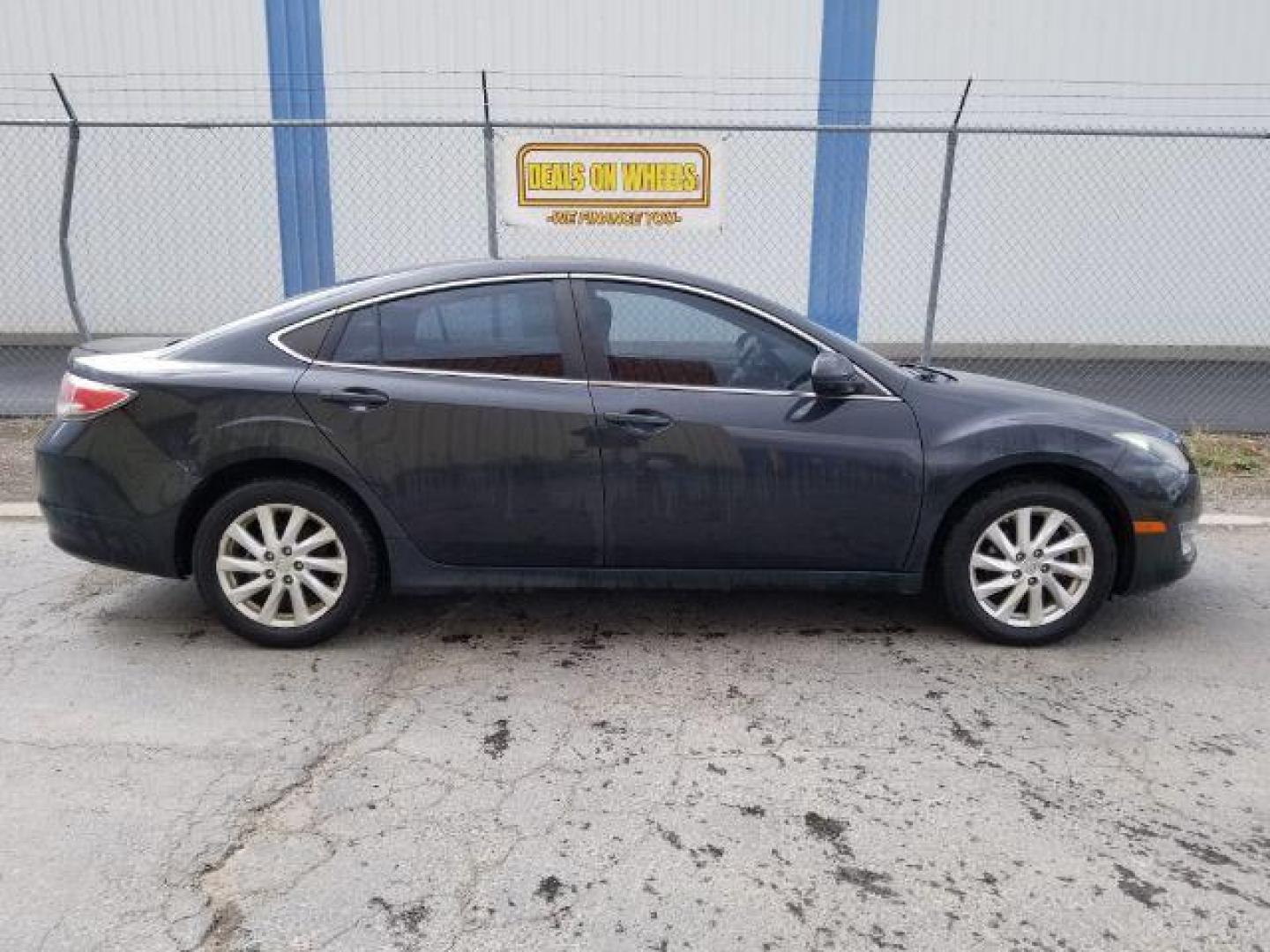 2012 Mazda Mazda6 I Touring (1YVHZ8DH5C5) with an 2.5L L4 DOHC 16V engine, 6-Speed Automatic transmission, located at 1800 West Broadway, Missoula, 59808, (406) 543-1986, 46.881348, -114.023628 - Photo#5