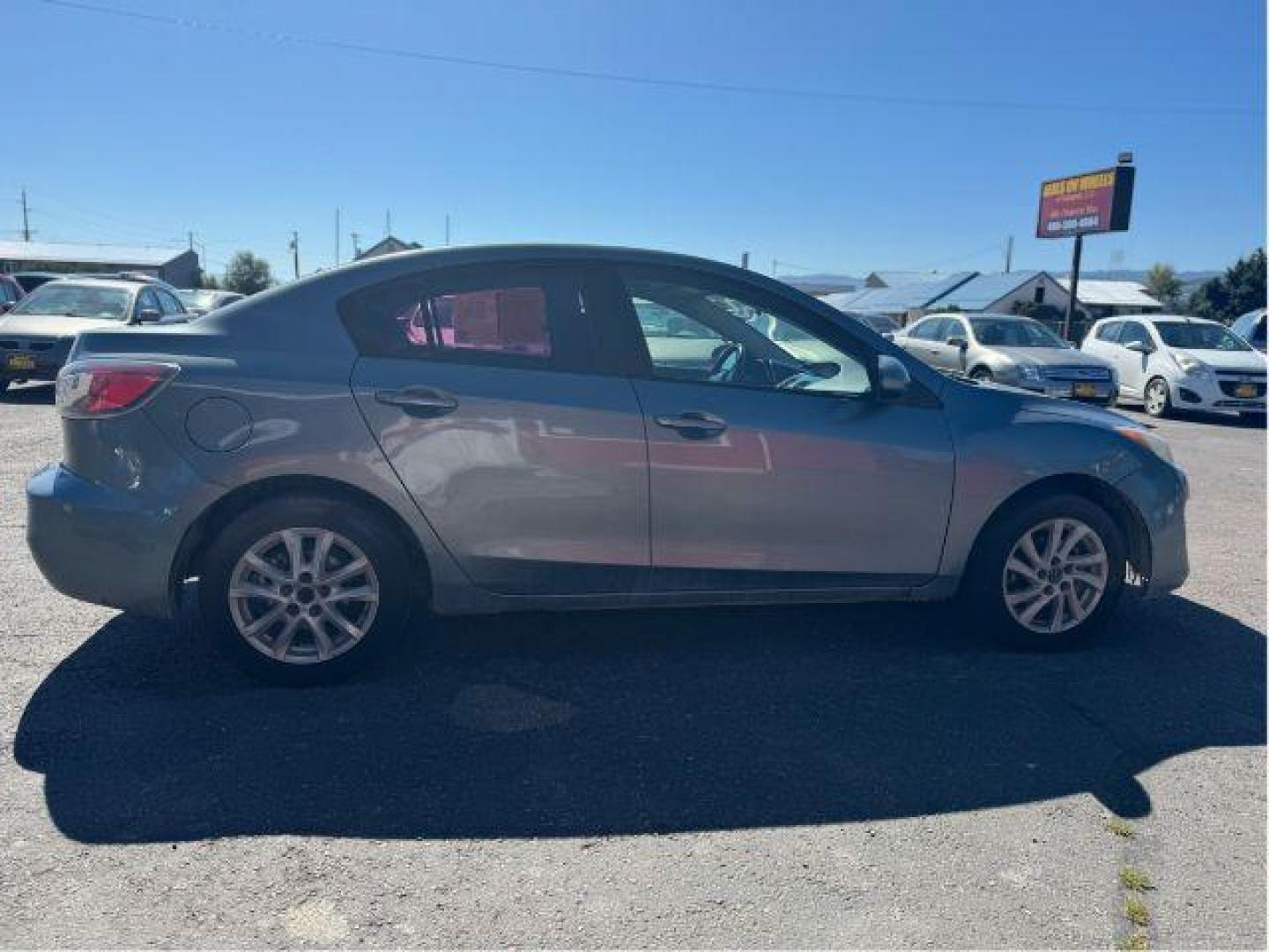 2013 Mazda MAZDA3 i SV MT 4-Door (JM1BL1TGXD1) with an 2.0L L4 DOHC 16V engine, 5-Speed Manual transmission, located at 601 E. Idaho St., Kalispell, MT, 59901, (406) 300-4664, 0.000000, 0.000000 - Photo#5