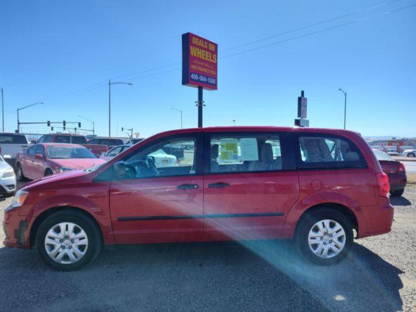 2014 Dodge Grand Caravan SE (2C4RDGBG2ER) with an 3.6L V6 DOHC 24V engine, 6-Speed Automatic transmission, located at 4801 10th Ave S,, Great Falls, MT, 59405, 0.000000, 0.000000 - Photo#1