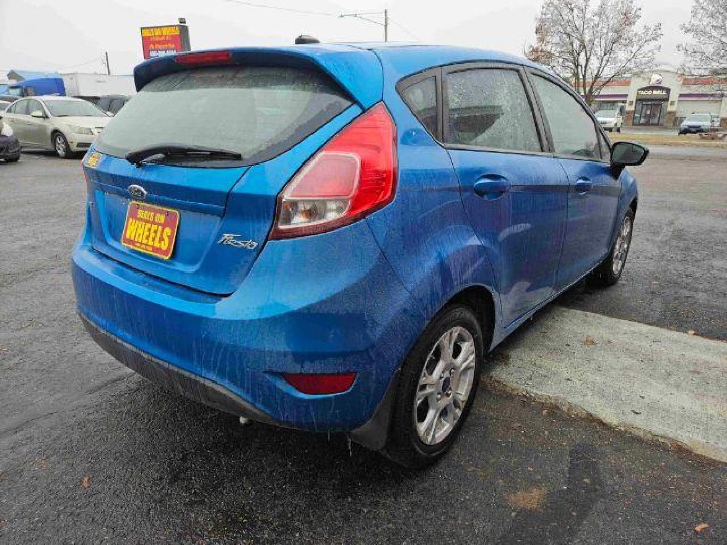 2015 Ford Fiesta SE Hatchback (3FADP4EJ6FM) with an 1.6L L4 DOHC 16V engine, located at 601 E. Idaho St., Kalispell, MT, 59901, (406) 300-4664, 0.000000, 0.000000 - Photo#4