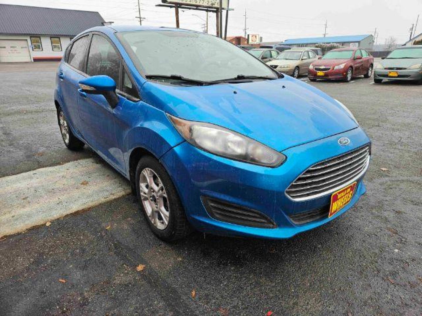 2015 Ford Fiesta SE Hatchback (3FADP4EJ6FM) with an 1.6L L4 DOHC 16V engine, located at 601 E. Idaho St., Kalispell, MT, 59901, (406) 300-4664, 0.000000, 0.000000 - Photo#6