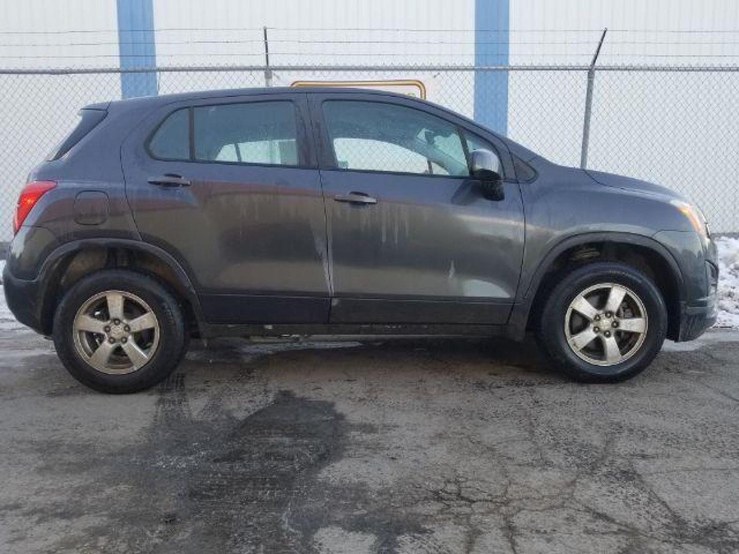 2016 Chevrolet Trax LS AWD (3GNCJNSB8GL) with an 1.4L L4 DOHC 16V engine, 6-Speed Automatic transmission, located at 601 E. Idaho St., Kalispell, MT, 59901, (406) 300-4664, 0.000000, 0.000000 - Photo#3