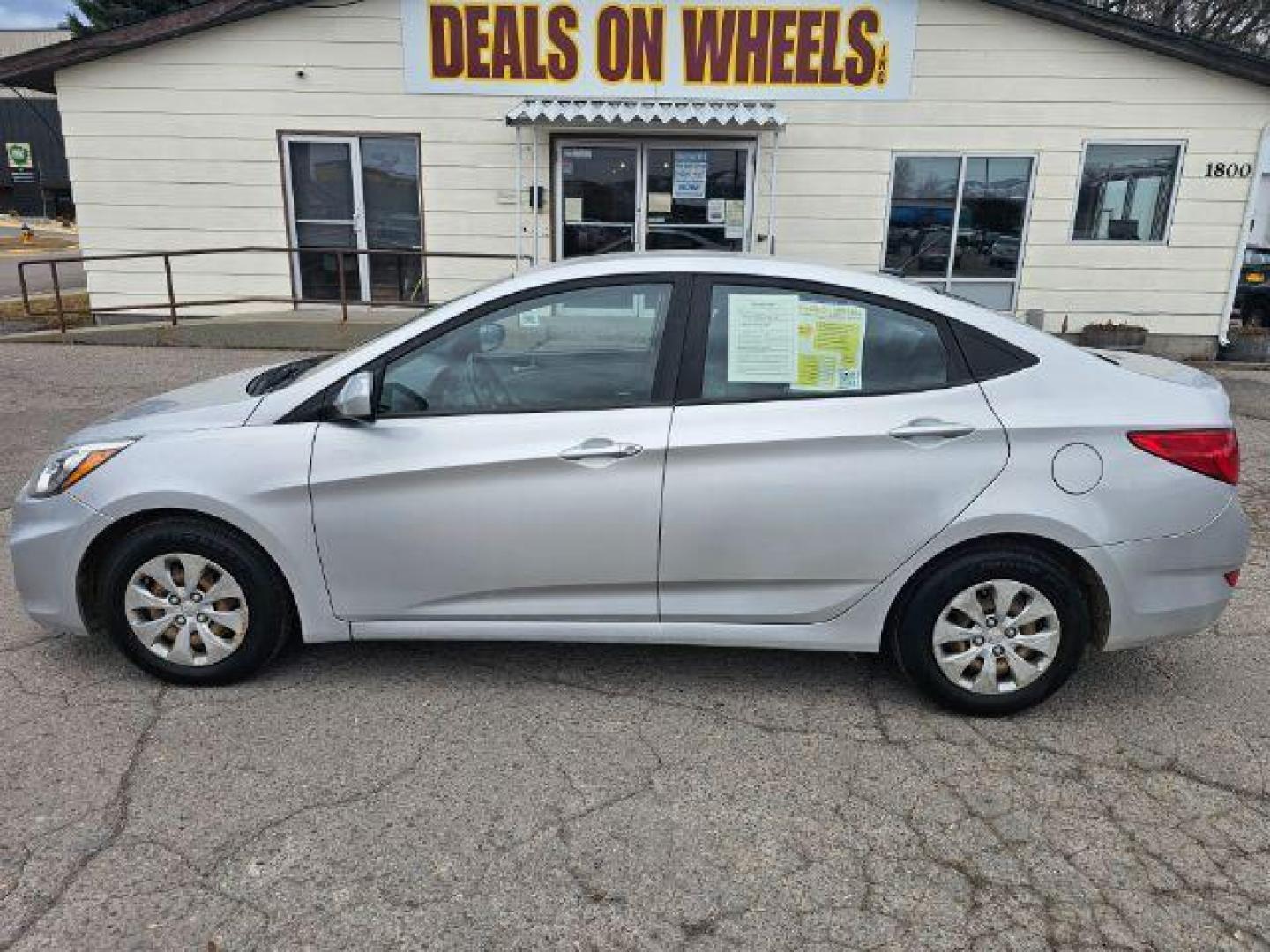 2016 Hyundai Accent SE 4-Door 6A (KMHCT4AEXGU) with an 1.6L L4 DOHC 16V engine, 6-Speed Automatic transmission, located at 1800 West Broadway, Missoula, 59808, (406) 543-1986, 46.881348, -114.023628 - Photo#4